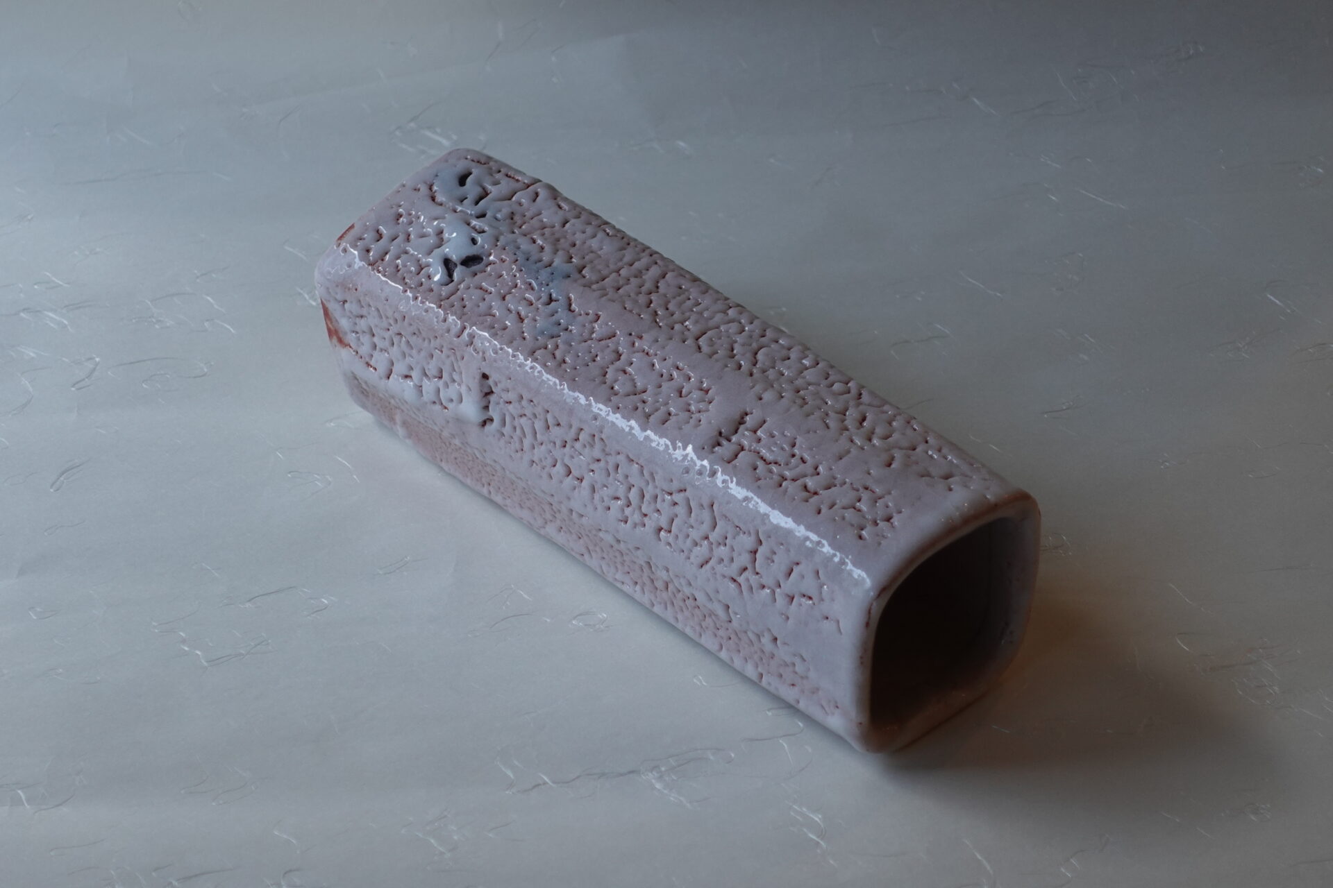 陶器 美濃焼 林亮次 荘山窯 志野 花入 志野焼 紅志野 美しい 力強い 貫入 梅 安定感 どっしり 土もの 温かみ 逸品 美濃焼 鉄瓶 陶器 漆 漆器 有田焼 金継ぎ 焼き物 食器 陶磁器 伝統工芸品 茶碗 工芸品 九谷焼 南部鉄器 陶芸 陶器市 岐阜 焼き物 磁器 瀬戸物 岐阜県 岐阜市 美殿町６−番地 小林漆陶 漆塗り器 織部焼 小林漆器 箸 金継ぎ お香 食器 茶道具 陶器 美濃焼専門店 お皿 ceramics ih pottery うつわ うつわ屋 お皿屋さん お茶 お茶碗 お箸 かまど この辺に陶器屋さんってあります とうきいち やきもの ガラス工房 ギフト　ギフトショップ マグカップ モダン焼物 レンジできる陶器 切子 南部鉄器 どこ　岐阜市南部鉄器販売店 南部鉄器購入 岐阜県器屋 土鍋 岐阜小洒落たお皿 お椀が出る店 器 塗り物 漆塗り 陶器屋さん 食器屋さん お椀 ひのき 岐阜城周辺茶道具 販売陶器 販売陶器屋さん 陶器店 漆器店 岐阜有名な器屋さん 岐阜県食器売ってるところ 岐阜駅 陶器工芸品店 徳利 売ってる店 急須販売 扇子 抹茶 掛け軸 修復 日本陶瓷 漆器 木の食器 樺細工 江戸切子 食器 漆の器 漆器 うるし 漆器店 漆塗 漆椀 火鉢 灰 美殿町商店街 美濃焼ショップ 岐阜市 湯呑み お店 付近 美濃焼き専門店 美濃焼販売 花瓶 茶器 オンライン輪島塗 なつめ 店近くのガラス屋さん 近くの陶器屋さん 酒器 ガラス 金継ぎ依頼 岐阜鉄器鉄瓶 取扱店 Japanese 陶器 修理 陶器専門店 陶器小売店 岐阜陶器屋 陶器店 陶磁器 陶磁器専門店 陶芸家 おすすめ お店 岐阜食洗機対応 漆椀 Gifu JapanesetablewareJapanesecrafts Japaneseceramics Japanesepottery Handcrafted TraditionalCrafts Japaneseculture Traditionalart Japaneseteautensils TeaCeremony Japaneselacquerware インテリア 一輪挿し 入れ物 陶芸 陶芸皿 陶器いろいろ 陶器店 絵皿 絵柄 オンラインショップ 置物 おひつ オーブントースター 置物スタイリッシュ お皿 オブジェ 置物かわいい お皿陶磁器 お椀陶器 陶器欠損補修 花瓶 貫入 傘立て 陶器花 カップ 花 陶磁器 陶器金継ぎ キャニスター 器 急須 京都 金彩 九州 急須 陶芸食器 コーヒーカップ コップ 小物入れ 皿 ごはん鍋 食洗機 修理 食器 修理金継ぎ 陶器販売 瀬戸物 染付 タンブラー 耐熱陶器 茶碗 近くの陶器店 通販 土物 通販 手作り陶器 陶磁器 鍋