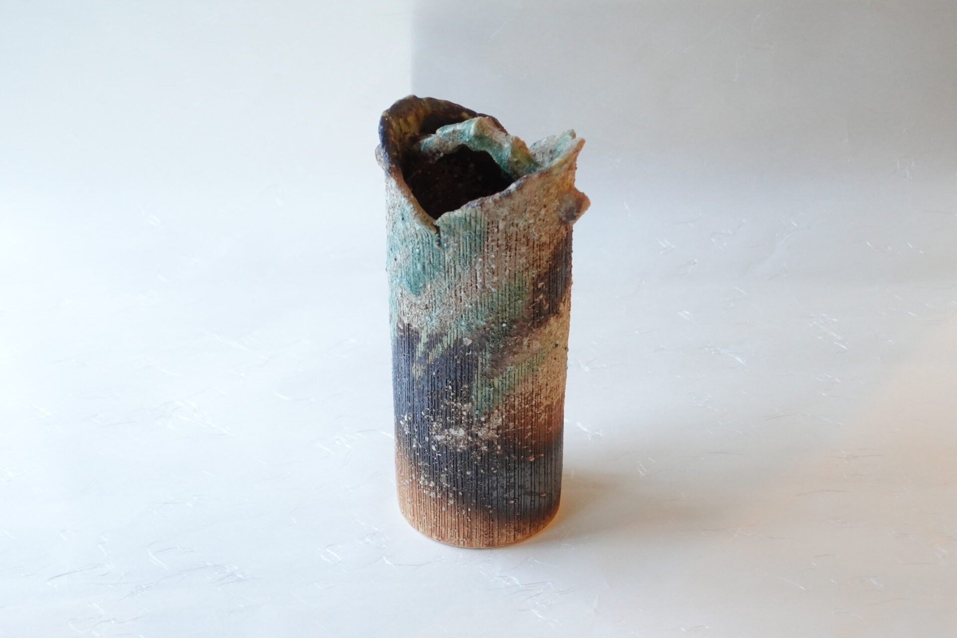 陶器 信楽焼 手づくり 花入 櫛目 荒々しい 侘びた 重厚感 存在感 力強い 花器 手桶 美濃焼 鉄瓶 陶器 漆 漆器 有田焼 金継ぎ 焼き物 食器 陶磁器 伝統工芸品 茶碗 工芸品 九谷焼 南部鉄器 陶芸 陶器市 岐阜 焼き物 磁器 瀬戸物 岐阜県 岐阜市 美殿町６−番地 小林漆陶 漆塗り器 織部焼 小林漆器 箸 金継ぎ お香 食器 茶道具 陶器 美濃焼専門店 お皿 ceramics ih pottery うつわ うつわ屋 お皿屋さん お茶 お茶碗 お箸 かまど この辺に陶器屋さんってあります とうきいち やきもの ガラス工房 ギフト　ギフトショップ マグカップ モダン焼物 レンジできる陶器 切子 南部鉄器 どこ　岐阜市南部鉄器販売店 南部鉄器購入 岐阜県器屋 土鍋 岐阜小洒落たお皿 お椀が出る店 器 塗り物 漆塗り 陶器屋さん 食器屋さん お椀 ひのき 岐阜城周辺茶道具 販売陶器 販売陶器屋さん 陶器店 漆器店 岐阜有名な器屋さん 岐阜県食器売ってるところ 岐阜駅 陶器工芸品店 徳利 売ってる店 急須販売 扇子 抹茶 掛け軸 修復 日本陶瓷 漆器 木の食器 樺細工 江戸切子 食器 漆の器 漆器 うるし 漆器店 漆塗 漆椀 火鉢 灰 美殿町商店街 美濃焼ショップ 岐阜市 湯呑み お店 付近 美濃焼き専門店 美濃焼販売 花瓶 茶器 オンライン輪島塗 なつめ 店近くのガラス屋さん 近くの陶器屋さん 酒器 ガラス 金継ぎ依頼 岐阜鉄器鉄瓶 取扱店 Japanese 陶器 修理 陶器専門店 陶器小売店 岐阜陶器屋 陶器店 陶磁器 陶磁器専門店 陶芸家 おすすめ お店 岐阜食洗機対応 漆椀 Gifu JapanesetablewareJapanesecrafts Japaneseceramics Japanesepottery Handcrafted TraditionalCrafts Japaneseculture Traditionalart Japaneseteautensils TeaCeremony Japaneselacquerware インテリア 一輪挿し 入れ物 陶芸 陶芸皿 陶器いろいろ 陶器店 絵皿 絵柄 オンラインショップ 置物 おひつ オーブントースター 置物スタイリッシュ お皿 オブジェ 置物かわいい お皿陶磁器 お椀陶器 陶器欠損補修 花瓶 貫入 傘立て 陶器花 カップ 花 陶磁器 陶器金継ぎ キャニスター 器 急須 京都 金彩 九州 急須 陶芸食器 コーヒーカップ コップ 小物入れ 皿 ごはん鍋 食洗機 修理 食器 修理金継ぎ 陶器販売 瀬戸物 染付 タンブラー 耐熱陶器 茶碗 近くの陶器店 通販 土物 通販 手作り陶器 陶磁器 鍋 棗 お茶道具セット 近くの茶道具店 荒目板 茶道具の扱い方 一閑茶張り 茶道具一式 糸巻棚 裏千家入門セット 薄板 歌花筒 茶道具通販 裏千家 円座 干支扇子 オンラインショップ 茶道具オンライン 茶道稽古セット 表千家茶道具 お抹茶セット 釜 かいし 懐紙 菓子器 懐紙入れ 皆具 官休庵 黒文字 桑小卓 黒茶碗 黒柿 建水 結界 携帯用茶道具 稽古用茶道具 香合 香炉 茶通箱 初心者セット 仕覆 茶道具収納箱 敷板 杓立て すいはつ 数寄屋袋 透木釜 数茶碗 炭斗 水滴 すいはつ 茶道具専門店