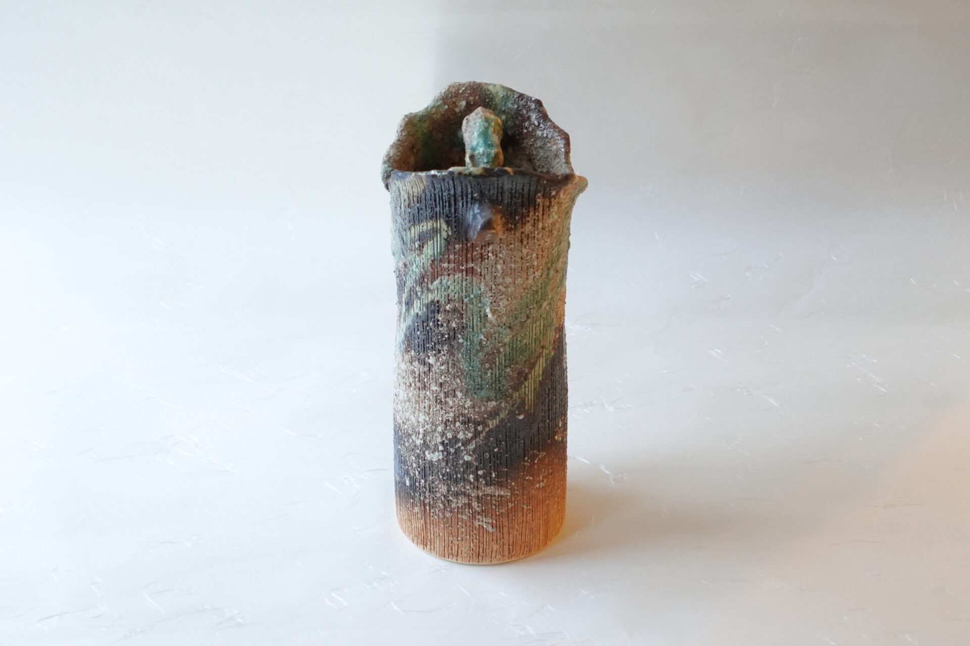 陶器 信楽焼 手づくり 花入 櫛目 荒々しい 侘びた 重厚感 存在感 力強い 花器 手桶 美濃焼 鉄瓶 陶器 漆 漆器 有田焼 金継ぎ 焼き物 食器 陶磁器 伝統工芸品 茶碗 工芸品 九谷焼 南部鉄器 陶芸 陶器市 岐阜 焼き物 磁器 瀬戸物 岐阜県 岐阜市 美殿町６−番地 小林漆陶 漆塗り器 織部焼 小林漆器 箸 金継ぎ お香 食器 茶道具 陶器 美濃焼専門店 お皿 ceramics ih pottery うつわ うつわ屋 お皿屋さん お茶 お茶碗 お箸 かまど この辺に陶器屋さんってあります とうきいち やきもの ガラス工房 ギフト　ギフトショップ マグカップ モダン焼物 レンジできる陶器 切子 南部鉄器 どこ　岐阜市南部鉄器販売店 南部鉄器購入 岐阜県器屋 土鍋 岐阜小洒落たお皿 お椀が出る店 器 塗り物 漆塗り 陶器屋さん 食器屋さん お椀 ひのき 岐阜城周辺茶道具 販売陶器 販売陶器屋さん 陶器店 漆器店 岐阜有名な器屋さん 岐阜県食器売ってるところ 岐阜駅 陶器工芸品店 徳利 売ってる店 急須販売 扇子 抹茶 掛け軸 修復 日本陶瓷 漆器 木の食器 樺細工 江戸切子 食器 漆の器 漆器 うるし 漆器店 漆塗 漆椀 火鉢 灰 美殿町商店街 美濃焼ショップ 岐阜市 湯呑み お店 付近 美濃焼き専門店 美濃焼販売 花瓶 茶器 オンライン輪島塗 なつめ 店近くのガラス屋さん 近くの陶器屋さん 酒器 ガラス 金継ぎ依頼 岐阜鉄器鉄瓶 取扱店 Japanese 陶器 修理 陶器専門店 陶器小売店 岐阜陶器屋 陶器店 陶磁器 陶磁器専門店 陶芸家 おすすめ お店 岐阜食洗機対応 漆椀 Gifu JapanesetablewareJapanesecrafts Japaneseceramics Japanesepottery Handcrafted TraditionalCrafts Japaneseculture Traditionalart Japaneseteautensils TeaCeremony Japaneselacquerware インテリア 一輪挿し 入れ物 陶芸 陶芸皿 陶器いろいろ 陶器店 絵皿 絵柄 オンラインショップ 置物 おひつ オーブントースター 置物スタイリッシュ お皿 オブジェ 置物かわいい お皿陶磁器 お椀陶器 陶器欠損補修 花瓶 貫入 傘立て 陶器花 カップ 花 陶磁器 陶器金継ぎ キャニスター 器 急須 京都 金彩 九州 急須 陶芸食器 コーヒーカップ コップ 小物入れ 皿 ごはん鍋 食洗機 修理 食器 修理金継ぎ 陶器販売 瀬戸物 染付 タンブラー 耐熱陶器 茶碗 近くの陶器店 通販 土物 通販 手作り陶器 陶磁器 鍋 棗 お茶道具セット 近くの茶道具店 荒目板 茶道具の扱い方 一閑茶張り 茶道具一式 糸巻棚 裏千家入門セット 薄板 歌花筒 茶道具通販 裏千家 円座 干支扇子 オンラインショップ 茶道具オンライン 茶道稽古セット 表千家茶道具 お抹茶セット 釜 かいし 懐紙 菓子器 懐紙入れ 皆具 官休庵 黒文字 桑小卓 黒茶碗 黒柿 建水 結界 携帯用茶道具 稽古用茶道具 香合 香炉 茶通箱 初心者セット 仕覆 茶道具収納箱 敷板 杓立て すいはつ 数寄屋袋 透木釜 数茶碗 炭斗 水滴 すいはつ 茶道具専門店