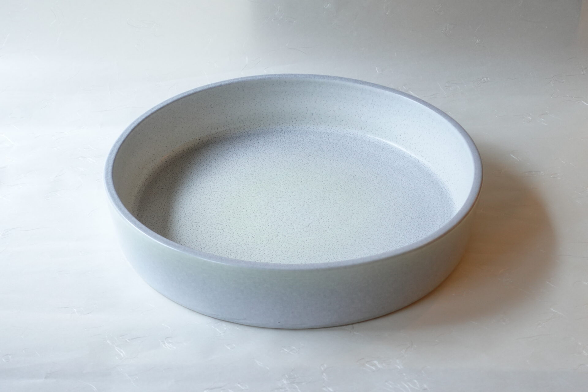 陶器 信楽焼 丸水盤 さわやか 花器 大ぶり かいらぎ 質感が高い 花を引き立てる 品格 洒落た 立派な花 華展 美濃焼 鉄瓶 陶器 漆 漆器 有田焼 金継ぎ 焼き物 食器 陶磁器 伝統工芸品 茶碗 工芸品 九谷焼 南部鉄器 陶芸 陶器市 岐阜 焼き物 磁器 瀬戸物 岐阜県 岐阜市 美殿町６−番地 小林漆陶 漆塗り器 織部焼 小林漆器 箸 金継ぎ お香 食器 茶道具 陶器 美濃焼専門店 お皿 ceramics ih pottery うつわ うつわ屋 お皿屋さん お茶 お茶碗 お箸 かまど この辺に陶器屋さんってあります とうきいち やきもの ガラス工房 ギフト　ギフトショップ マグカップ モダン焼物 レンジできる陶器 切子 南部鉄器 どこ　岐阜市南部鉄器販売店 南部鉄器購入 岐阜県器屋 土鍋 岐阜小洒落たお皿 お椀が出る店 器 塗り物 漆塗り 陶器屋さん 食器屋さん お椀 ひのき 岐阜城周辺茶道具 販売陶器 販売陶器屋さん 陶器店 漆器店 岐阜有名な器屋さん 岐阜県食器売ってるところ 岐阜駅 陶器工芸品店 徳利 売ってる店 急須販売 扇子 抹茶 掛け軸 修復 日本陶瓷 漆器 木の食器 樺細工 江戸切子 食器 漆の器 漆器 うるし 漆器店 漆塗 漆椀 火鉢 灰 美殿町商店街 美濃焼ショップ 岐阜市 湯呑み お店 付近 美濃焼き専門店 美濃焼販売 花瓶 茶器 オンライン輪島塗 なつめ 店近くのガラス屋さん 近くの陶器屋さん 酒器 ガラス 金継ぎ依頼 岐阜鉄器鉄瓶 取扱店 Japanese 陶器 修理 陶器専門店 陶器小売店 岐阜陶器屋 陶器店 陶磁器 陶磁器専門店 陶芸家 おすすめ お店 岐阜食洗機対応 漆椀 Gifu JapanesetablewareJapanesecrafts Japaneseceramics Japanesepottery Handcrafted TraditionalCrafts Japaneseculture Traditionalart Japaneseteautensils TeaCeremony Japaneselacquerware インテリア 一輪挿し 入れ物 陶芸 陶芸皿 陶器いろいろ 陶器店 絵皿 絵柄 オンラインショップ 置物 おひつ オーブントースター 置物スタイリッシュ お皿 オブジェ 置物かわいい お皿陶磁器 お椀陶器 陶器欠損補修 花瓶 貫入 傘立て 陶器花 カップ 花 陶磁器 陶器金継ぎ キャニスター 器 急須 京都 金彩 九州 急須 陶芸食器 コーヒーカップ コップ 小物入れ 皿 ごはん鍋 食洗機 修理 食器 修理金継ぎ 陶器販売 瀬戸物 染付 タンブラー 耐熱陶器 茶碗 近くの陶器店 通販 土物 通販 手作り陶器 陶磁器 鍋