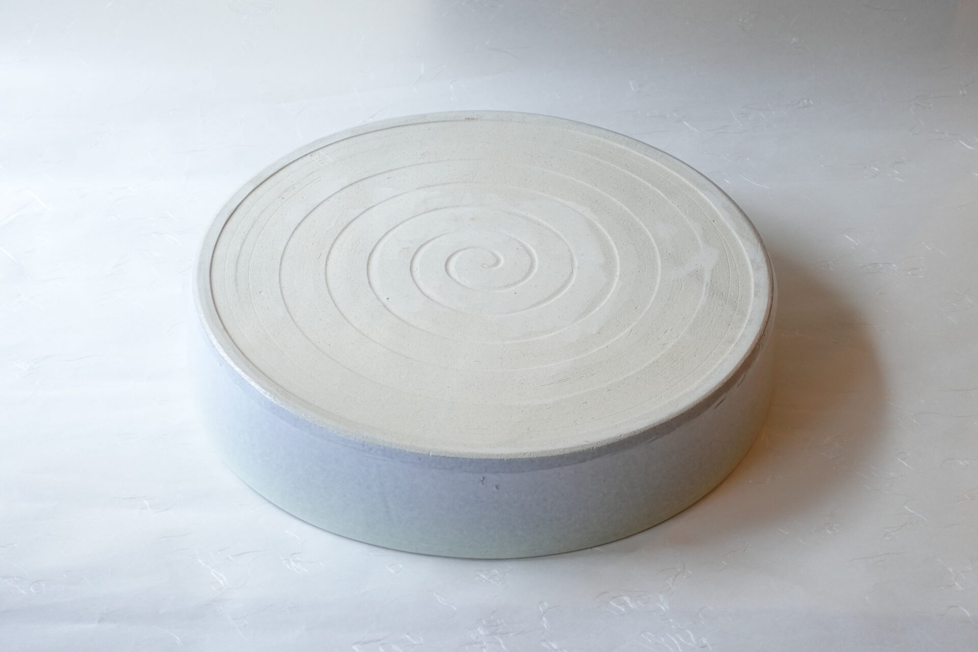 陶器 信楽焼 丸水盤 さわやか 花器 大ぶり かいらぎ 質感が高い 花を引き立てる 品格 洒落た 立派な花 華展 美濃焼 鉄瓶 陶器 漆 漆器 有田焼 金継ぎ 焼き物 食器 陶磁器 伝統工芸品 茶碗 工芸品 九谷焼 南部鉄器 陶芸 陶器市 岐阜 焼き物 磁器 瀬戸物 岐阜県 岐阜市 美殿町６−番地 小林漆陶 漆塗り器 織部焼 小林漆器 箸 金継ぎ お香 食器 茶道具 陶器 美濃焼専門店 お皿 ceramics ih pottery うつわ うつわ屋 お皿屋さん お茶 お茶碗 お箸 かまど この辺に陶器屋さんってあります とうきいち やきもの ガラス工房 ギフト　ギフトショップ マグカップ モダン焼物 レンジできる陶器 切子 南部鉄器 どこ　岐阜市南部鉄器販売店 南部鉄器購入 岐阜県器屋 土鍋 岐阜小洒落たお皿 お椀が出る店 器 塗り物 漆塗り 陶器屋さん 食器屋さん お椀 ひのき 岐阜城周辺茶道具 販売陶器 販売陶器屋さん 陶器店 漆器店 岐阜有名な器屋さん 岐阜県食器売ってるところ 岐阜駅 陶器工芸品店 徳利 売ってる店 急須販売 扇子 抹茶 掛け軸 修復 日本陶瓷 漆器 木の食器 樺細工 江戸切子 食器 漆の器 漆器 うるし 漆器店 漆塗 漆椀 火鉢 灰 美殿町商店街 美濃焼ショップ 岐阜市 湯呑み お店 付近 美濃焼き専門店 美濃焼販売 花瓶 茶器 オンライン輪島塗 なつめ 店近くのガラス屋さん 近くの陶器屋さん 酒器 ガラス 金継ぎ依頼 岐阜鉄器鉄瓶 取扱店 Japanese 陶器 修理 陶器専門店 陶器小売店 岐阜陶器屋 陶器店 陶磁器 陶磁器専門店 陶芸家 おすすめ お店 岐阜食洗機対応 漆椀 Gifu JapanesetablewareJapanesecrafts Japaneseceramics Japanesepottery Handcrafted TraditionalCrafts Japaneseculture Traditionalart Japaneseteautensils TeaCeremony Japaneselacquerware インテリア 一輪挿し 入れ物 陶芸 陶芸皿 陶器いろいろ 陶器店 絵皿 絵柄 オンラインショップ 置物 おひつ オーブントースター 置物スタイリッシュ お皿 オブジェ 置物かわいい お皿陶磁器 お椀陶器 陶器欠損補修 花瓶 貫入 傘立て 陶器花 カップ 花 陶磁器 陶器金継ぎ キャニスター 器 急須 京都 金彩 九州 急須 陶芸食器 コーヒーカップ コップ 小物入れ 皿 ごはん鍋 食洗機 修理 食器 修理金継ぎ 陶器販売 瀬戸物 染付 タンブラー 耐熱陶器 茶碗 近くの陶器店 通販 土物 通販 手作り陶器 陶磁器 鍋