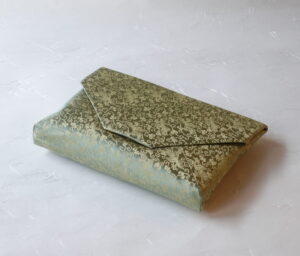 茶道 茶の湯 日本製 正絹 数寄屋袋 すきやぶくろ 和装 和服 亡羊緞子 ぼうようどんす 唐草文 鳳凰 岩城文琳 大名物 仕覆 美濃焼 鉄瓶 陶器 漆 漆器 有田焼 金継ぎ 焼き物 食器 陶磁器 伝統工芸品 茶碗 工芸品 九谷焼 南部鉄器 陶芸 陶器市 岐阜 焼き物 磁器 瀬戸物 岐阜県 岐阜市 美殿町６−番地 小林漆陶 漆塗り器 織部焼 小林漆器 箸 金継ぎ お香 食器 茶道具 陶器 美濃焼専門店 お皿 ceramics ih pottery うつわ うつわ屋 お皿屋さん お茶 お茶碗 お箸 かまど この辺に陶器屋さんってあります とうきいち やきもの ガラス工房 ギフト　ギフトショップ マグカップ モダン焼物 レンジできる陶器 切子 南部鉄器 どこ　岐阜市南部鉄器販売店 南部鉄器購入 岐阜県器屋 土鍋 岐阜小洒落たお皿 お椀が出る店 器 塗り物 漆塗り 陶器屋さん 食器屋さん お椀 ひのき 岐阜城周辺茶道具 販売陶器 販売陶器屋さん 陶器店 漆器店 岐阜有名な器屋さん 岐阜県食器売ってるところ 岐阜駅 陶器工芸品店 徳利 売ってる店 急須販売 扇子 抹茶 掛け軸 修復 日本陶瓷 漆器 木の食器 樺細工 江戸切子 食器 漆の器 漆器 うるし 漆器店 漆塗 漆椀 火鉢 灰 美殿町商店街 美濃焼ショップ 岐阜市 湯呑み お店 付近 美濃焼き専門店 美濃焼販売 花瓶 茶器 オンライン輪島塗 なつめ 店近くのガラス屋さん 近くの陶器屋さん 酒器 ガラス 金継ぎ依頼 岐阜鉄器鉄瓶 取扱店 Japanese 陶器 修理 陶器専門店 陶器小売店 岐阜陶器屋 陶器店 陶磁器 陶磁器専門店 陶芸家 おすすめ お店 岐阜食洗機対応 漆椀 Gifu JapanesetablewareJapanesecrafts Japaneseceramics Japanesepottery Handcrafted TraditionalCrafts Japaneseculture Traditionalart Japaneseteautensils TeaCeremony Japaneselacquerware 棗 お茶道具セット 近くの茶道具店 荒目板 茶道具の扱い方 一閑茶張り 茶道具一式 糸巻棚 裏千家入門セット 薄板 歌花筒 茶道具通販 裏千家 円座 干支扇子 オンラインショップ 茶道具オンライン 茶道稽古セット 表千家茶道具 お抹茶セット 釜 かいし 懐紙 菓子器 懐紙入れ 皆具 官休庵 黒文字 桑小卓 黒茶碗 黒柿 建水 結界 携帯用茶道具 稽古用茶道具 香合 香炉 茶通箱 初心者セット 仕覆 茶道具収納箱 敷板 杓立て すいはつ 数寄屋袋 透木釜 数茶碗 炭斗 水滴 すいはつ 茶道具専門店