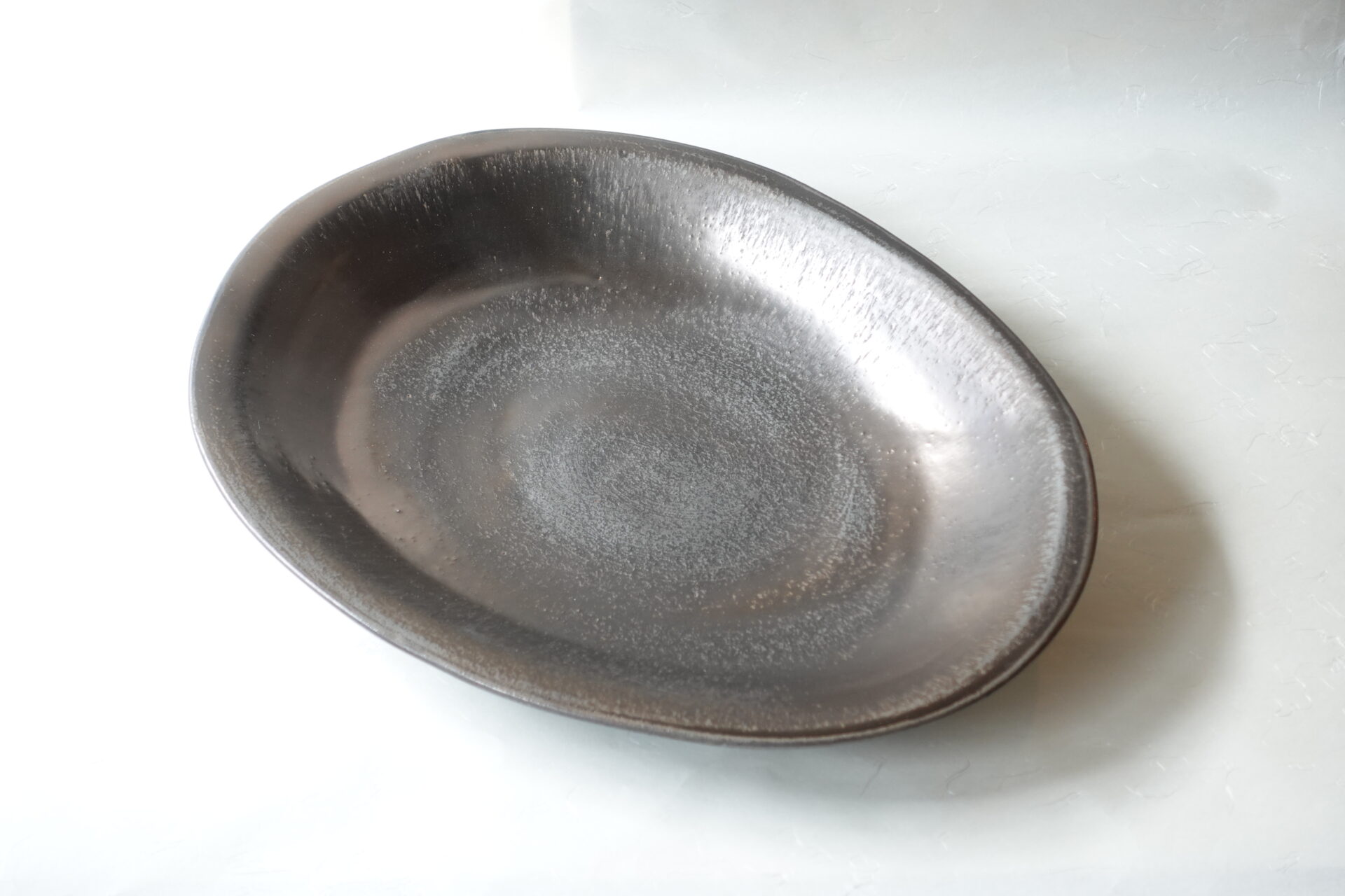 陶器 信楽焼 手づくり 水盤 ダークゴールド 金釉 高級感 荒々しさ 華展 存在感 立派な花 花を引き立てる 飽きが来ない 永く使える 花器 美濃焼 鉄瓶 陶器 漆 漆器 有田焼 金継ぎ 焼き物 食器 陶磁器 伝統工芸品 茶碗 工芸品 九谷焼 南部鉄器 陶芸 陶器市 岐阜 焼き物 磁器 瀬戸物 岐阜県 岐阜市 美殿町６−番地 小林漆陶 漆塗り器 織部焼 小林漆器 箸 金継ぎ お香 食器 茶道具 陶器 美濃焼専門店 お皿 ceramics ih pottery うつわ うつわ屋 お皿屋さん お茶 お茶碗 お箸 かまど この辺に陶器屋さんってあります とうきいち やきもの ガラス工房 ギフト　ギフトショップ マグカップ モダン焼物 レンジできる陶器 切子 南部鉄器 どこ　岐阜市南部鉄器販売店 南部鉄器購入 岐阜県器屋 土鍋 岐阜小洒落たお皿 お椀が出る店 器 塗り物 漆塗り 陶器屋さん 食器屋さん お椀 ひのき 岐阜城周辺茶道具 販売陶器 販売陶器屋さん 陶器店 漆器店 岐阜有名な器屋さん 岐阜県食器売ってるところ 岐阜駅 陶器工芸品店 徳利 売ってる店 急須販売 扇子 抹茶 掛け軸 修復 日本陶瓷 漆器 木の食器 樺細工 江戸切子 食器 漆の器 漆器 うるし 漆器店 漆塗 漆椀 火鉢 灰 美殿町商店街 美濃焼ショップ 岐阜市 湯呑み お店 付近 美濃焼き専門店 美濃焼販売 花瓶 茶器 オンライン輪島塗 なつめ 店近くのガラス屋さん 近くの陶器屋さん 酒器 ガラス 金継ぎ依頼 岐阜鉄器鉄瓶 取扱店 Japanese 陶器 修理 陶器専門店 陶器小売店 岐阜陶器屋 陶器店 陶磁器 陶磁器専門店 陶芸家 おすすめ お店 岐阜食洗機対応 漆椀 Gifu JapanesetablewareJapanesecrafts Japaneseceramics Japanesepottery Handcrafted TraditionalCrafts Japaneseculture Traditionalart Japaneseteautensils TeaCeremony Japaneselacquerware インテリア 一輪挿し 入れ物 陶芸 陶芸皿 陶器いろいろ 陶器店 絵皿 絵柄 オンラインショップ 置物 おひつ オーブントースター 置物スタイリッシュ お皿 オブジェ 置物かわいい お皿陶磁器 お椀陶器 陶器欠損補修 花瓶 貫入 傘立て 陶器花 カップ 花 陶磁器 陶器金継ぎ キャニスター 器 急須 京都 金彩 九州 急須 陶芸食器 コーヒーカップ コップ 小物入れ 皿 ごはん鍋 食洗機 修理 食器 修理金継ぎ 陶器販売 瀬戸物 染付 タンブラー 耐熱陶器 茶碗 近くの陶器店 通販 土物 通販 手作り陶器 陶磁器 鍋