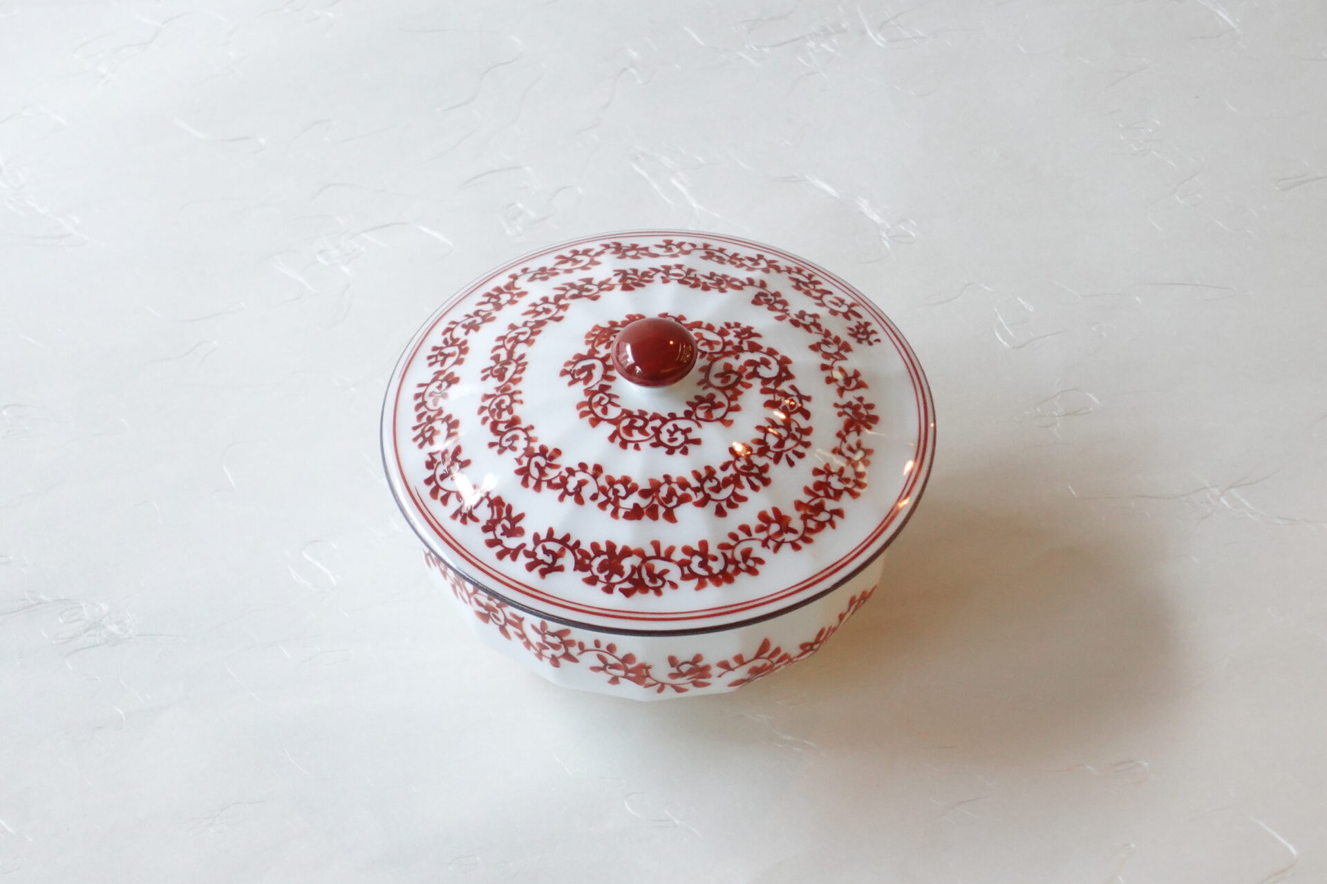 陶磁器 有田焼 赤絵 蓋物 白磁 唐草 手描き 手間 技術 美しい色彩 シンプル 料理を引き立てる 適度なサイズ お菓子まで お洒落 使いやすい 美濃焼 鉄瓶 陶器 漆 漆器 有田焼 金継ぎ 焼き物 食器 陶磁器 伝統工芸品 茶碗 工芸品 九谷焼 南部鉄器 陶芸 陶器市 岐阜 焼き物 磁器 瀬戸物 岐阜県 岐阜市 美殿町６−番地 小林漆陶 漆塗り器 織部焼 小林漆器 箸 金継ぎ お香 食器 茶道具 陶器 美濃焼専門店 お皿 ceramics ih pottery うつわ うつわ屋 お皿屋さん お茶 お茶碗 お箸 かまど この辺に陶器屋さんってあります とうきいち やきもの ガラス工房 ギフト　ギフトショップ マグカップ モダン焼物 レンジできる陶器 切子 南部鉄器 どこ　岐阜市南部鉄器販売店 南部鉄器購入 岐阜県器屋 土鍋 岐阜小洒落たお皿 お椀が出る店 器 塗り物 漆塗り 陶器屋さん 食器屋さん お椀 ひのき 岐阜城周辺茶道具 販売陶器 販売陶器屋さん 陶器店 漆器店 岐阜有名な器屋さん 岐阜県食器売ってるところ 岐阜駅 陶器工芸品店 徳利 売ってる店 急須販売 扇子 抹茶 掛け軸 修復 日本陶瓷 漆器 木の食器 樺細工 江戸切子 食器 漆の器 漆器 うるし 漆器店 漆塗 漆椀 火鉢 灰 美殿町商店街 美濃焼ショップ 岐阜市 湯呑み お店 付近 美濃焼き専門店 美濃焼販売 花瓶 茶器 オンライン輪島塗 なつめ 店近くのガラス屋さん 近くの陶器屋さん 酒器 ガラス 金継ぎ依頼 岐阜鉄器鉄瓶 取扱店 Japanese 陶器 修理 陶器専門店 陶器小売店 岐阜陶器屋 陶器店 陶磁器 陶磁器専門店 陶芸家 おすすめ お店 岐阜食洗機対応 漆椀 Gifu JapanesetablewareJapanesecrafts Japaneseceramics Japanesepottery Handcrafted TraditionalCrafts Japaneseculture Traditionalart Japaneseteautensils TeaCeremony Japaneselacquerware インテリア 一輪挿し 入れ物 陶芸 陶芸皿 陶器いろいろ 陶器店 絵皿 絵柄 オンラインショップ 置物 おひつ オーブントースター 置物スタイリッシュ お皿 オブジェ 置物かわいい お皿陶磁器 お椀陶器 陶器欠損補修 花瓶 貫入 傘立て 陶器花 カップ 花 陶磁器 陶器金継ぎ キャニスター 器 急須 京都 金彩 九州 急須 陶芸食器 コーヒーカップ コップ 小物入れ 皿 ごはん鍋 食洗機 修理 食器 修理金継ぎ 陶器販売 瀬戸物 染付 タンブラー 耐熱陶器 茶碗 近くの陶器店 通販 土物 通販 手作り陶器 陶磁器 鍋