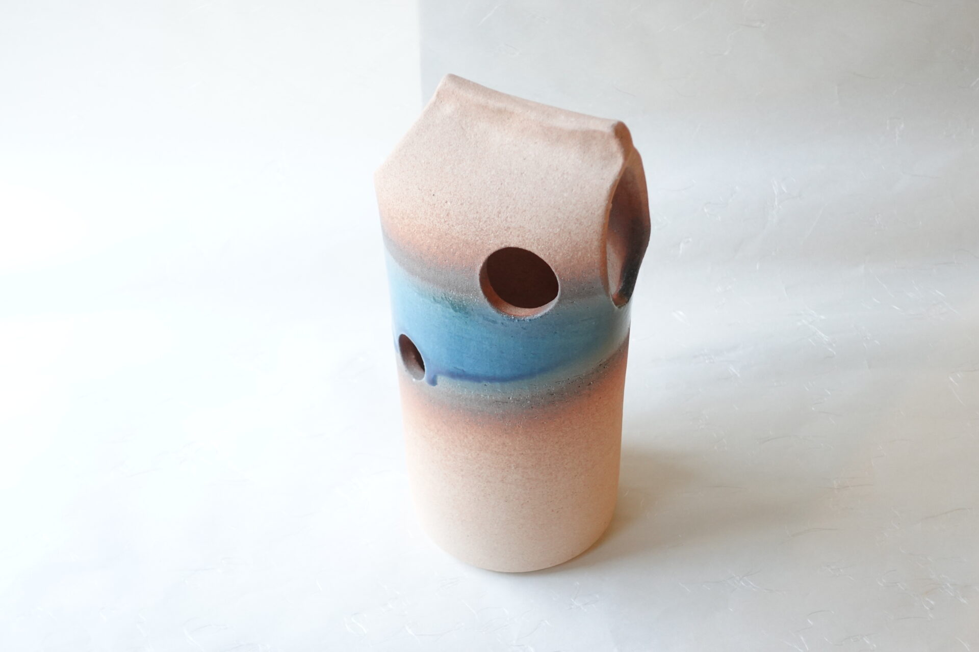 陶器 信楽焼 手づくり 花器 自由度が高い 生け花 穴 青釉 美しい 艶深い アート 美濃焼 鉄瓶 陶器 漆 漆器 有田焼 金継ぎ 焼き物 食器 陶磁器 伝統工芸品 茶碗 工芸品 九谷焼 南部鉄器 陶芸 陶器市 岐阜 焼き物 磁器 瀬戸物 岐阜県 岐阜市 美殿町６−番地 小林漆陶 漆塗り器 織部焼 小林漆器 箸 金継ぎ お香 食器 茶道具 陶器 美濃焼専門店 お皿 ceramics ih pottery うつわ うつわ屋 お皿屋さん お茶 お茶碗 お箸 かまど この辺に陶器屋さんってあります とうきいち やきもの ガラス工房 ギフト　ギフトショップ マグカップ モダン焼物 レンジできる陶器 切子 南部鉄器 どこ　岐阜市南部鉄器販売店 南部鉄器購入 岐阜県器屋 土鍋 岐阜小洒落たお皿 お椀が出る店 器 塗り物 漆塗り 陶器屋さん 食器屋さん お椀 ひのき 岐阜城周辺茶道具 販売陶器 販売陶器屋さん 陶器店 漆器店 岐阜有名な器屋さん 岐阜県食器売ってるところ 岐阜駅 陶器工芸品店 徳利 売ってる店 急須販売 扇子 抹茶 掛け軸 修復 日本陶瓷 漆器 木の食器 樺細工 江戸切子 食器 漆の器 漆器 うるし 漆器店 漆塗 漆椀 火鉢 灰 美殿町商店街 美濃焼ショップ 岐阜市 湯呑み お店 付近 美濃焼き専門店 美濃焼販売 花瓶 茶器 オンライン輪島塗 なつめ 店近くのガラス屋さん 近くの陶器屋さん 酒器 ガラス 金継ぎ依頼 岐阜鉄器鉄瓶 取扱店 Japanese 陶器 修理 陶器専門店 陶器小売店 岐阜陶器屋 陶器店 陶磁器 陶磁器専門店 陶芸家 おすすめ お店 岐阜食洗機対応 漆椀 Gifu JapanesetablewareJapanesecrafts Japaneseceramics Japanesepottery Handcrafted TraditionalCrafts Japaneseculture Traditionalart Japaneseteautensils TeaCeremony Japaneselacquerware インテリア 一輪挿し 入れ物 陶芸 陶芸皿 陶器いろいろ 陶器店 絵皿 絵柄 オンラインショップ 置物 おひつ オーブントースター 置物スタイリッシュ お皿 オブジェ 置物かわいい お皿陶磁器 お椀陶器 陶器欠損補修 花瓶 貫入 傘立て 陶器花 カップ 花 陶磁器 陶器金継ぎ キャニスター 器 急須 京都 金彩 九州 急須 陶芸食器 コーヒーカップ コップ 小物入れ 皿 ごはん鍋 食洗機 修理 食器 修理金継ぎ 陶器販売 瀬戸物 染付 タンブラー 耐熱陶器 茶碗 近くの陶器店 通販 土物 通販 手作り陶器 陶磁器 鍋