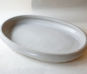 陶器 信楽焼 手づくり 水盤 楕円形 白い釉薬 貫入 質感が高い やわらかさ 華展 立派な花 落ち着いた色 花を引き立てる シンプル 大迫力 生け花 花器 美濃焼 鉄瓶 陶器 漆 漆器 有田焼 金継ぎ 焼き物 食器 陶磁器 伝統工芸品 茶碗 工芸品 九谷焼 南部鉄器 陶芸 陶器市 岐阜 焼き物 磁器 瀬戸物 岐阜県 岐阜市 美殿町６−番地 小林漆陶 漆塗り器 織部焼 小林漆器 箸 金継ぎ お香 食器 茶道具 陶器 美濃焼専門店 お皿 ceramics ih pottery うつわ うつわ屋 お皿屋さん お茶 お茶碗 お箸 かまど この辺に陶器屋さんってあります とうきいち やきもの ガラス工房 ギフト　ギフトショップ マグカップ モダン焼物 レンジできる陶器 切子 南部鉄器 どこ　岐阜市南部鉄器販売店 南部鉄器購入 岐阜県器屋 土鍋 岐阜小洒落たお皿 お椀が出る店 器 塗り物 漆塗り 陶器屋さん 食器屋さん お椀 ひのき 岐阜城周辺茶道具 販売陶器 販売陶器屋さん 陶器店 漆器店 岐阜有名な器屋さん 岐阜県食器売ってるところ 岐阜駅 陶器工芸品店 徳利 売ってる店 急須販売 扇子 抹茶 掛け軸 修復 日本陶瓷 漆器 木の食器 樺細工 江戸切子 食器 漆の器 漆器 うるし 漆器店 漆塗 漆椀 火鉢 灰 美殿町商店街 美濃焼ショップ 岐阜市 湯呑み お店 付近 美濃焼き専門店 美濃焼販売 花瓶 茶器 オンライン輪島塗 なつめ 店近くのガラス屋さん 近くの陶器屋さん 酒器 ガラス 金継ぎ依頼 岐阜鉄器鉄瓶 取扱店 Japanese 陶器 修理 陶器専門店 陶器小売店 岐阜陶器屋 陶器店 陶磁器 陶磁器専門店 陶芸家 おすすめ お店 岐阜食洗機対応 漆椀 Gifu JapanesetablewareJapanesecrafts Japaneseceramics Japanesepottery Handcrafted TraditionalCrafts Japaneseculture Traditionalart Japaneseteautensils TeaCeremony Japaneselacquerware インテリア 一輪挿し 入れ物 陶芸 陶芸皿 陶器いろいろ 陶器店 絵皿 絵柄 オンラインショップ 置物 おひつ オーブントースター 置物スタイリッシュ お皿 オブジェ 置物かわいい お皿陶磁器 お椀陶器 陶器欠損補修 花瓶 貫入 傘立て 陶器花 カップ 花 陶磁器 陶器金継ぎ キャニスター 器 急須 京都 金彩 九州 急須 陶芸食器 コーヒーカップ コップ 小物入れ 皿 ごはん鍋 食洗機 修理 食器 修理金継ぎ 陶器販売 瀬戸物 染付 タンブラー 耐熱陶器 茶碗 近くの陶器店 通販 土物 通販 手作り陶器 陶磁器 鍋