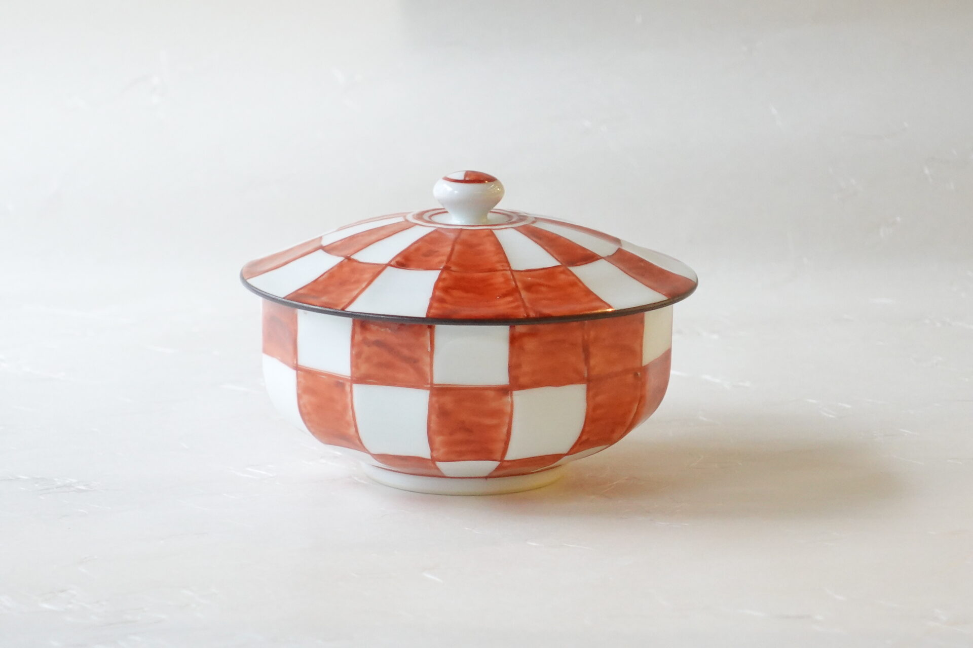 陶磁器 有田焼 赤絵 蓋物 白磁 市松 手描き 手間 技術 美しい色彩 シンプル 料理を引き立てる お洒落 使いやすい 美濃焼 鉄瓶 陶器 漆 漆器 有田焼 金継ぎ 焼き物 食器 陶磁器 伝統工芸品 茶碗 工芸品 九谷焼 南部鉄器 陶芸 陶器市 岐阜 焼き物 磁器 瀬戸物 岐阜県 岐阜市 美殿町６−番地 小林漆陶 漆塗り器 織部焼 小林漆器 箸 金継ぎ お香 食器 茶道具 陶器 美濃焼専門店 お皿 ceramics ih pottery うつわ うつわ屋 お皿屋さん お茶 お茶碗 お箸 かまど この辺に陶器屋さんってあります とうきいち やきもの ガラス工房 ギフト　ギフトショップ マグカップ モダン焼物 レンジできる陶器 切子 南部鉄器 どこ　岐阜市南部鉄器販売店 南部鉄器購入 岐阜県器屋 土鍋 岐阜小洒落たお皿 お椀が出る店 器 塗り物 漆塗り 陶器屋さん 食器屋さん お椀 ひのき 岐阜城周辺茶道具 販売陶器 販売陶器屋さん 陶器店 漆器店 岐阜有名な器屋さん 岐阜県食器売ってるところ 岐阜駅 陶器工芸品店 徳利 売ってる店 急須販売 扇子 抹茶 掛け軸 修復 日本陶瓷 漆器 木の食器 樺細工 江戸切子 食器 漆の器 漆器 うるし 漆器店 漆塗 漆椀 火鉢 灰 美殿町商店街 美濃焼ショップ 岐阜市 湯呑み お店 付近 美濃焼き専門店 美濃焼販売 花瓶 茶器 オンライン輪島塗 なつめ 店近くのガラス屋さん 近くの陶器屋さん 酒器 ガラス 金継ぎ依頼 岐阜鉄器鉄瓶 取扱店 Japanese 陶器 修理 陶器専門店 陶器小売店 岐阜陶器屋 陶器店 陶磁器 陶磁器専門店 陶芸家 おすすめ お店 岐阜食洗機対応 漆椀 Gifu JapanesetablewareJapanesecrafts Japaneseceramics Japanesepottery Handcrafted TraditionalCrafts Japaneseculture Traditionalart Japaneseteautensils TeaCeremony Japaneselacquerware インテリア 一輪挿し 入れ物 陶芸 陶芸皿 陶器いろいろ 陶器店 絵皿 絵柄 オンラインショップ 置物 おひつ オーブントースター 置物スタイリッシュ お皿 オブジェ 置物かわいい お皿陶磁器 お椀陶器 陶器欠損補修 花瓶 貫入 傘立て 陶器花 カップ 花 陶磁器 陶器金継ぎ キャニスター 器 急須 京都 金彩 九州 急須 陶芸食器 コーヒーカップ コップ 小物入れ 皿 ごはん鍋 食洗機 修理 食器 修理金継ぎ 陶器販売 瀬戸物 染付 タンブラー 耐熱陶器 茶碗 近くの陶器店 通販 土物 通販 手作り陶器 陶磁器 鍋