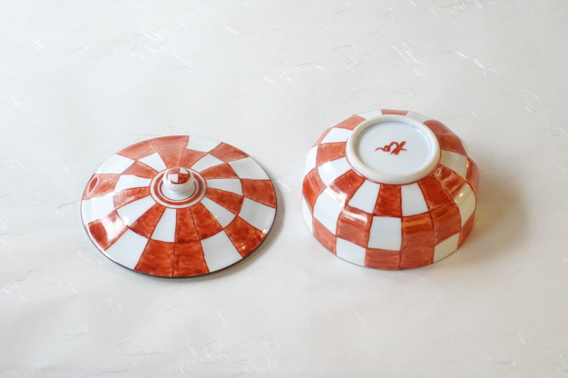 陶磁器 有田焼 赤絵 蓋物 白磁 市松 手描き 手間 技術 美しい色彩 シンプル 料理を引き立てる お洒落 使いやすい 美濃焼 鉄瓶 陶器 漆 漆器 有田焼 金継ぎ 焼き物 食器 陶磁器 伝統工芸品 茶碗 工芸品 九谷焼 南部鉄器 陶芸 陶器市 岐阜 焼き物 磁器 瀬戸物 岐阜県 岐阜市 美殿町６−番地 小林漆陶 漆塗り器 織部焼 小林漆器 箸 金継ぎ お香 食器 茶道具 陶器 美濃焼専門店 お皿 ceramics ih pottery うつわ うつわ屋 お皿屋さん お茶 お茶碗 お箸 かまど この辺に陶器屋さんってあります とうきいち やきもの ガラス工房 ギフト　ギフトショップ マグカップ モダン焼物 レンジできる陶器 切子 南部鉄器 どこ　岐阜市南部鉄器販売店 南部鉄器購入 岐阜県器屋 土鍋 岐阜小洒落たお皿 お椀が出る店 器 塗り物 漆塗り 陶器屋さん 食器屋さん お椀 ひのき 岐阜城周辺茶道具 販売陶器 販売陶器屋さん 陶器店 漆器店 岐阜有名な器屋さん 岐阜県食器売ってるところ 岐阜駅 陶器工芸品店 徳利 売ってる店 急須販売 扇子 抹茶 掛け軸 修復 日本陶瓷 漆器 木の食器 樺細工 江戸切子 食器 漆の器 漆器 うるし 漆器店 漆塗 漆椀 火鉢 灰 美殿町商店街 美濃焼ショップ 岐阜市 湯呑み お店 付近 美濃焼き専門店 美濃焼販売 花瓶 茶器 オンライン輪島塗 なつめ 店近くのガラス屋さん 近くの陶器屋さん 酒器 ガラス 金継ぎ依頼 岐阜鉄器鉄瓶 取扱店 Japanese 陶器 修理 陶器専門店 陶器小売店 岐阜陶器屋 陶器店 陶磁器 陶磁器専門店 陶芸家 おすすめ お店 岐阜食洗機対応 漆椀 Gifu JapanesetablewareJapanesecrafts Japaneseceramics Japanesepottery Handcrafted TraditionalCrafts Japaneseculture Traditionalart Japaneseteautensils TeaCeremony Japaneselacquerware インテリア 一輪挿し 入れ物 陶芸 陶芸皿 陶器いろいろ 陶器店 絵皿 絵柄 オンラインショップ 置物 おひつ オーブントースター 置物スタイリッシュ お皿 オブジェ 置物かわいい お皿陶磁器 お椀陶器 陶器欠損補修 花瓶 貫入 傘立て 陶器花 カップ 花 陶磁器 陶器金継ぎ キャニスター 器 急須 京都 金彩 九州 急須 陶芸食器 コーヒーカップ コップ 小物入れ 皿 ごはん鍋 食洗機 修理 食器 修理金継ぎ 陶器販売 瀬戸物 染付 タンブラー 耐熱陶器 茶碗 近くの陶器店 通販 土物 通販 手作り陶器 陶磁器 鍋