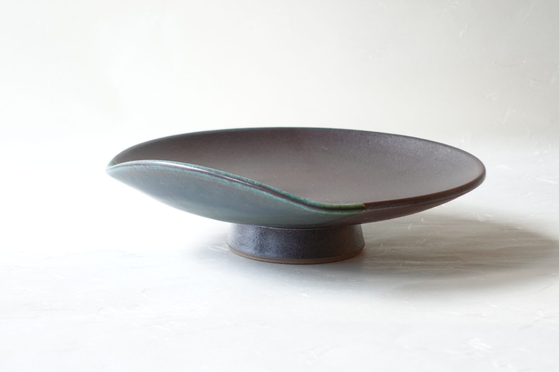 陶器 有田焼 中尾哲彰 コンポート 天皿 ろくろ成形 南蛮 窯変 渋い 盛皿 映える 料理 落ち着いた色合い 引き立てる モダン 美濃焼 鉄瓶 陶器 漆 漆器 有田焼 金継ぎ 焼き物 食器 陶磁器 伝統工芸品 茶碗 工芸品 九谷焼 南部鉄器 陶芸 陶器市 岐阜 焼き物 磁器 瀬戸物 岐阜県 岐阜市 美殿町６−番地 小林漆陶 漆塗り器 織部焼 小林漆器 箸 金継ぎ お香 食器 茶道具 陶器 美濃焼専門店 お皿 ceramics ih pottery うつわ うつわ屋 お皿屋さん お茶 お茶碗 お箸 かまど この辺に陶器屋さんってあります とうきいち やきもの ガラス工房 ギフト　ギフトショップ マグカップ モダン焼物 レンジできる陶器 切子 南部鉄器 どこ　岐阜市南部鉄器販売店 南部鉄器購入 岐阜県器屋 土鍋 岐阜小洒落たお皿 お椀が出る店 器 塗り物 漆塗り 陶器屋さん 食器屋さん お椀 ひのき 岐阜城周辺茶道具 販売陶器 販売陶器屋さん 陶器店 漆器店 岐阜有名な器屋さん 岐阜県食器売ってるところ 岐阜駅 陶器工芸品店 徳利 売ってる店 急須販売 扇子 抹茶 掛け軸 修復 日本陶瓷 漆器 木の食器 樺細工 江戸切子 食器 漆の器 漆器 うるし 漆器店 漆塗 漆椀 火鉢 灰 美殿町商店街 美濃焼ショップ 岐阜市 湯呑み お店 付近 美濃焼き専門店 美濃焼販売 花瓶 茶器 オンライン輪島塗 なつめ 店近くのガラス屋さん 近くの陶器屋さん 酒器 ガラス 金継ぎ依頼 岐阜鉄器鉄瓶 取扱店 Japanese 陶器 修理 陶器専門店 陶器小売店 岐阜陶器屋 陶器店 陶磁器 陶磁器専門店 陶芸家 おすすめ お店 岐阜食洗機対応 漆椀 Gifu JapanesetablewareJapanesecrafts Japaneseceramics Japanesepottery Handcrafted TraditionalCrafts Japaneseculture Traditionalart Japaneseteautensils TeaCeremony Japaneselacquerware インテリア 一輪挿し 入れ物 陶芸 陶芸皿 陶器いろいろ 陶器店 絵皿 絵柄 オンラインショップ 置物 おひつ オーブントースター 置物スタイリッシュ お皿 オブジェ 置物かわいい お皿陶磁器 お椀陶器 陶器欠損補修 花瓶 貫入 傘立て 陶器花 カップ 花 陶磁器 陶器金継ぎ キャニスター 器 急須 京都 金彩 九州 急須 陶芸食器 コーヒーカップ コップ 小物入れ 皿 ごはん鍋 食洗機 修理 食器 修理金継ぎ 陶器販売 瀬戸物 染付 タンブラー 耐熱陶器 茶碗 近くの陶器店 通販 土物 通販 手作り陶器 陶磁器 鍋