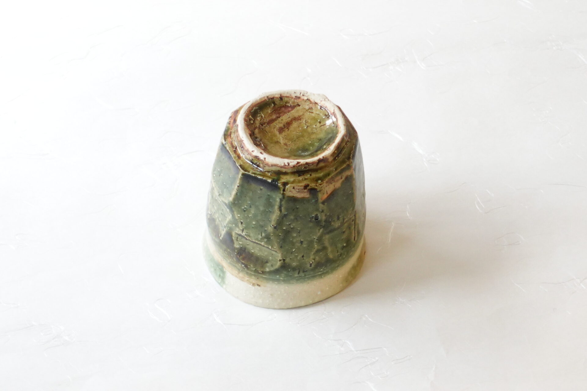 陶器 美濃焼 手づくり 湯呑 ろくろ成形 織部 削ぎ 力強い 荒々しさ ろくろ目 大ぶり たっぷり 楽しむ 口当たりが良い 飲みやすい 土もの 美濃焼 鉄瓶 陶器 漆 漆器 有田焼 金継ぎ 焼き物 食器 陶磁器 伝統工芸品 茶碗 工芸品 九谷焼 南部鉄器 陶芸 陶器市 岐阜 焼き物 磁器 瀬戸物 岐阜県 岐阜市 美殿町６−番地 小林漆陶 漆塗り器 織部焼 小林漆器 箸 金継ぎ お香 食器 茶道具 陶器 美濃焼専門店 お皿 ceramics ih pottery うつわ うつわ屋 お皿屋さん お茶 お茶碗 お箸 かまど この辺に陶器屋さんってあります とうきいち やきもの ガラス工房 ギフト　ギフトショップ マグカップ モダン焼物 レンジできる陶器 切子 南部鉄器 どこ　岐阜市南部鉄器販売店 南部鉄器購入 岐阜県器屋 土鍋 岐阜小洒落たお皿 お椀が出る店 器 塗り物 漆塗り 陶器屋さん 食器屋さん お椀 ひのき 岐阜城周辺茶道具 販売陶器 販売陶器屋さん 陶器店 漆器店 岐阜有名な器屋さん 岐阜県食器売ってるところ 岐阜駅 陶器工芸品店 徳利 売ってる店 急須販売 扇子 抹茶 掛け軸 修復 日本陶瓷 漆器 木の食器 樺細工 江戸切子 食器 漆の器 漆器 うるし 漆器店 漆塗 漆椀 火鉢 灰 美殿町商店街 美濃焼ショップ 岐阜市 湯呑み お店 付近 美濃焼き専門店 美濃焼販売 花瓶 茶器 オンライン輪島塗 なつめ 店近くのガラス屋さん 近くの陶器屋さん 酒器 ガラス 金継ぎ依頼 岐阜鉄器鉄瓶 取扱店 Japanese 陶器 修理 陶器専門店 陶器小売店 岐阜陶器屋 陶器店 陶磁器 陶磁器専門店 陶芸家 おすすめ お店 岐阜食洗機対応 漆椀 Gifu JapanesetablewareJapanesecrafts Japaneseceramics Japanesepottery Handcrafted TraditionalCrafts Japaneseculture Traditionalart Japaneseteautensils TeaCeremony Japaneselacquerware インテリア 一輪挿し 入れ物 陶芸 陶芸皿 陶器いろいろ 陶器店 絵皿 絵柄 オンラインショップ 置物 おひつ オーブントースター 置物スタイリッシュ お皿 オブジェ 置物かわいい お皿陶磁器 お椀陶器 陶器欠損補修 花瓶 貫入 傘立て 陶器花 カップ 花 陶磁器 陶器金継ぎ キャニスター 器 急須 京都 金彩 九州 急須 陶芸食器 コーヒーカップ コップ 小物入れ 皿 ごはん鍋 食洗機 修理 食器 修理金継ぎ 陶器販売 瀬戸物 染付 タンブラー 耐熱陶器 茶碗 近くの陶器店 通販 土物 通販 手作り陶器 陶磁器 鍋