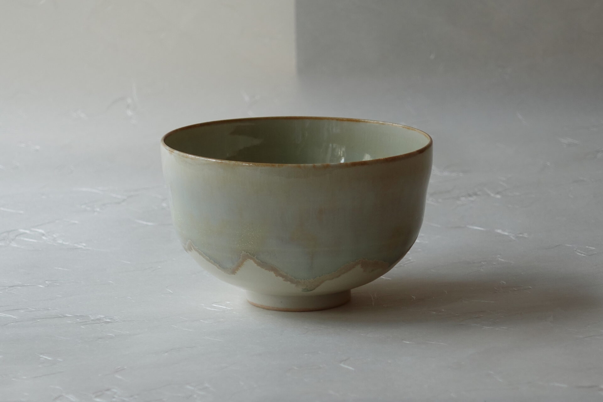 茶道 茶の湯 茶道具 清水焼 手づくり 抹茶碗 ろくろ成形 朝霧 窯変 オーロラ 美しさ 艶深い 透明感 丸み 手にしっくり 薄手 軽い 扱いやすい 飲みやすい シンプル 飽きが来ない 永く使える 美濃焼 鉄瓶 陶器 漆 漆器 有田焼 金継ぎ 焼き物 食器 陶磁器 伝統工芸品 茶碗 工芸品 九谷焼 南部鉄器 陶芸 陶器市 岐阜 焼き物 磁器 瀬戸物 岐阜県 岐阜市 美殿町６−番地 小林漆陶 漆塗り器 織部焼 小林漆器 箸 金継ぎ お香 食器 茶道具 陶器 美濃焼専門店 お皿 ceramics ih pottery うつわ うつわ屋 お皿屋さん お茶 お茶碗 お箸 かまど この辺に陶器屋さんってあります とうきいち やきもの ガラス工房 ギフト　ギフトショップ マグカップ モダン焼物 レンジできる陶器 切子 南部鉄器 どこ　岐阜市南部鉄器販売店 南部鉄器購入 岐阜県器屋 土鍋 岐阜小洒落たお皿 お椀が出る店 器 塗り物 漆塗り 陶器屋さん 食器屋さん お椀 ひのき 岐阜城周辺茶道具 販売陶器 販売陶器屋さん 陶器店 漆器店 岐阜有名な器屋さん 岐阜県食器売ってるところ 岐阜駅 陶器工芸品店 徳利 売ってる店 急須販売 扇子 抹茶 掛け軸 修復 日本陶瓷 漆器 木の食器 樺細工 江戸切子 食器 漆の器 漆器 うるし 漆器店 漆塗 漆椀 火鉢 灰 美殿町商店街 美濃焼ショップ 岐阜市 湯呑み お店 付近 美濃焼き専門店 美濃焼販売 花瓶 茶器 オンライン輪島塗 なつめ 店近くのガラス屋さん 近くの陶器屋さん 酒器 ガラス 金継ぎ依頼 岐阜鉄器鉄瓶 取扱店 Japanese 陶器 修理 陶器専門店 陶器小売店 岐阜陶器屋 陶器店 陶磁器 陶磁器専門店 陶芸家 おすすめ お店 岐阜食洗機対応 漆椀 Gifu JapanesetablewareJapanesecrafts Japaneseceramics Japanesepottery Handcrafted TraditionalCrafts Japaneseculture Traditionalart Japaneseteautensils TeaCeremony Japaneselacquerware インテリア 一輪挿し 入れ物 陶芸 陶芸皿 陶器いろいろ 陶器店 絵皿 絵柄 オンラインショップ 置物 おひつ オーブントースター 置物スタイリッシュ お皿 オブジェ 置物かわいい お皿陶磁器 お椀陶器 陶器欠損補修 花瓶 貫入 傘立て 陶器花 カップ 花 陶磁器 陶器金継ぎ キャニスター 器 急須 京都 金彩 九州 急須 陶芸食器 コーヒーカップ コップ 小物入れ 皿 ごはん鍋 食洗機 修理 食器 修理金継ぎ 陶器販売 瀬戸物 染付 タンブラー 耐熱陶器 茶碗 近くの陶器店 通販 土物 通販 手作り陶器 陶磁器 鍋