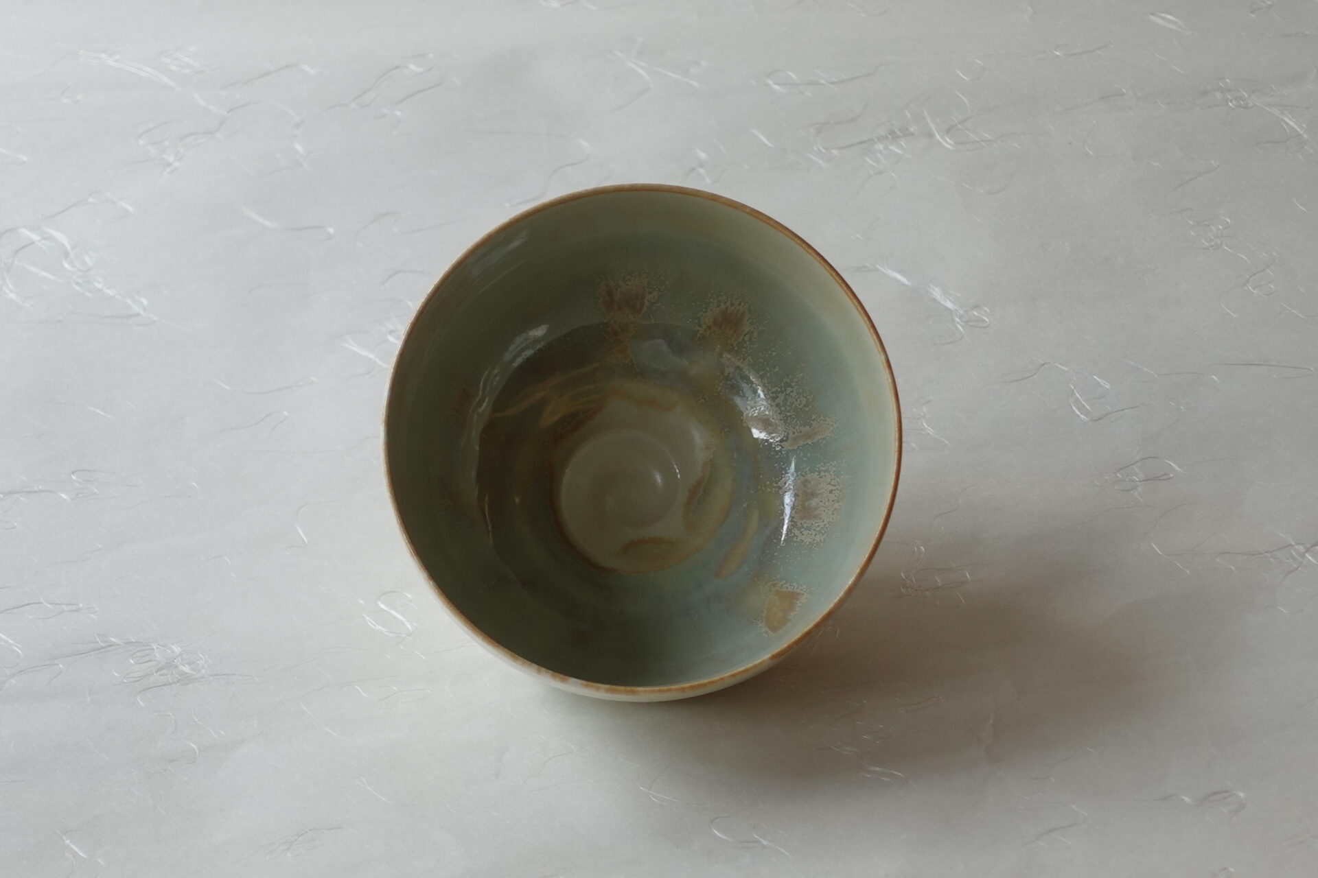 茶道 茶の湯 茶道具 清水焼 手づくり 抹茶碗 ろくろ成形 朝霧 窯変 オーロラ 美しさ 艶深い 透明感 丸み 手にしっくり 薄手 軽い 扱いやすい 飲みやすい シンプル 飽きが来ない 永く使える 美濃焼 鉄瓶 陶器 漆 漆器 有田焼 金継ぎ 焼き物 食器 陶磁器 伝統工芸品 茶碗 工芸品 九谷焼 南部鉄器 陶芸 陶器市 岐阜 焼き物 磁器 瀬戸物 岐阜県 岐阜市 美殿町６−番地 小林漆陶 漆塗り器 織部焼 小林漆器 箸 金継ぎ お香 食器 茶道具 陶器 美濃焼専門店 お皿 ceramics ih pottery うつわ うつわ屋 お皿屋さん お茶 お茶碗 お箸 かまど この辺に陶器屋さんってあります とうきいち やきもの ガラス工房 ギフト　ギフトショップ マグカップ モダン焼物 レンジできる陶器 切子 南部鉄器 どこ　岐阜市南部鉄器販売店 南部鉄器購入 岐阜県器屋 土鍋 岐阜小洒落たお皿 お椀が出る店 器 塗り物 漆塗り 陶器屋さん 食器屋さん お椀 ひのき 岐阜城周辺茶道具 販売陶器 販売陶器屋さん 陶器店 漆器店 岐阜有名な器屋さん 岐阜県食器売ってるところ 岐阜駅 陶器工芸品店 徳利 売ってる店 急須販売 扇子 抹茶 掛け軸 修復 日本陶瓷 漆器 木の食器 樺細工 江戸切子 食器 漆の器 漆器 うるし 漆器店 漆塗 漆椀 火鉢 灰 美殿町商店街 美濃焼ショップ 岐阜市 湯呑み お店 付近 美濃焼き専門店 美濃焼販売 花瓶 茶器 オンライン輪島塗 なつめ 店近くのガラス屋さん 近くの陶器屋さん 酒器 ガラス 金継ぎ依頼 岐阜鉄器鉄瓶 取扱店 Japanese 陶器 修理 陶器専門店 陶器小売店 岐阜陶器屋 陶器店 陶磁器 陶磁器専門店 陶芸家 おすすめ お店 岐阜食洗機対応 漆椀 Gifu JapanesetablewareJapanesecrafts Japaneseceramics Japanesepottery Handcrafted TraditionalCrafts Japaneseculture Traditionalart Japaneseteautensils TeaCeremony Japaneselacquerware インテリア 一輪挿し 入れ物 陶芸 陶芸皿 陶器いろいろ 陶器店 絵皿 絵柄 オンラインショップ 置物 おひつ オーブントースター 置物スタイリッシュ お皿 オブジェ 置物かわいい お皿陶磁器 お椀陶器 陶器欠損補修 花瓶 貫入 傘立て 陶器花 カップ 花 陶磁器 陶器金継ぎ キャニスター 器 急須 京都 金彩 九州 急須 陶芸食器 コーヒーカップ コップ 小物入れ 皿 ごはん鍋 食洗機 修理 食器 修理金継ぎ 陶器販売 瀬戸物 染付 タンブラー 耐熱陶器 茶碗 近くの陶器店 通販 土物 通販 手作り陶器 陶磁器 鍋