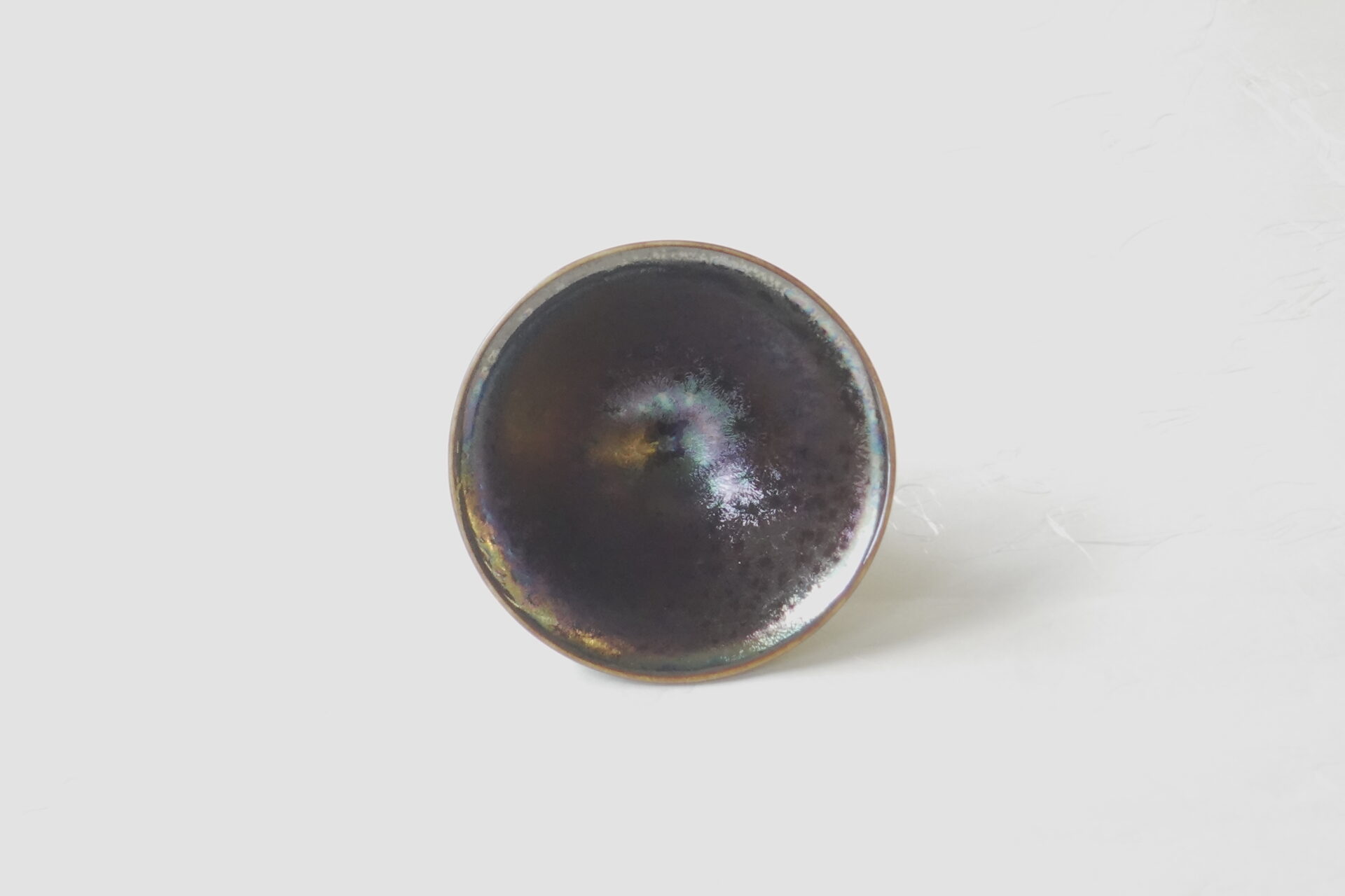 陶器 清水焼 手づくり ぐい呑み ろくろ成形 天目調 艶 深みある色合い 高級感 虹色 温かみ 薄手 重厚感 軽い 大ぶり 直線的 スタイリッシュ 口当たりが良い 飲みやすい 盃 美濃焼 鉄瓶 陶器 漆 漆器 有田焼 金継ぎ 焼き物 食器 陶磁器 伝統工芸品 茶碗 工芸品 九谷焼 南部鉄器 陶芸 陶器市 岐阜 焼き物 磁器 瀬戸物 岐阜県 岐阜市 美殿町６−番地 小林漆陶 漆塗り器 織部焼 小林漆器 箸 金継ぎ お香 食器 茶道具 陶器 美濃焼専門店 お皿 ceramics ih pottery うつわ うつわ屋 お皿屋さん お茶 お茶碗 お箸 かまど この辺に陶器屋さんってあります とうきいち やきもの ガラス工房 ギフト　ギフトショップ マグカップ モダン焼物 レンジできる陶器 切子 南部鉄器 どこ　岐阜市南部鉄器販売店 南部鉄器購入 岐阜県器屋 土鍋 岐阜小洒落たお皿 お椀が出る店 器 塗り物 漆塗り 陶器屋さん 食器屋さん お椀 ひのき 岐阜城周辺茶道具 販売陶器 販売陶器屋さん 陶器店 漆器店 岐阜有名な器屋さん 岐阜県食器売ってるところ 岐阜駅 陶器工芸品店 徳利 売ってる店 急須販売 扇子 抹茶 掛け軸 修復 日本陶瓷 漆器 木の食器 樺細工 江戸切子 食器 漆の器 漆器 うるし 漆器店 漆塗 漆椀 火鉢 灰 美殿町商店街 美濃焼ショップ 岐阜市 湯呑み お店 付近 美濃焼き専門店 美濃焼販売 花瓶 茶器 オンライン輪島塗 なつめ 店近くのガラス屋さん 近くの陶器屋さん 酒器 ガラス 金継ぎ依頼 岐阜鉄器鉄瓶 取扱店 Japanese 陶器 修理 陶器専門店 陶器小売店 岐阜陶器屋 陶器店 陶磁器 陶磁器専門店 陶芸家 おすすめ お店 岐阜食洗機対応 漆椀 Gifu JapanesetablewareJapanesecrafts Japaneseceramics Japanesepottery Handcrafted TraditionalCrafts Japaneseculture Traditionalart Japaneseteautensils TeaCeremony Japaneselacquerware インテリア 一輪挿し 入れ物 陶芸 陶芸皿 陶器いろいろ 陶器店 絵皿 絵柄 オンラインショップ 置物 おひつ オーブントースター 置物スタイリッシュ お皿 オブジェ 置物かわいい お皿陶磁器 お椀陶器 陶器欠損補修 花瓶 貫入 傘立て 陶器花 カップ 花 陶磁器 陶器金継ぎ キャニスター 器 急須 京都 金彩 九州 急須 陶芸食器 コーヒーカップ コップ 小物入れ 皿 ごはん鍋 食洗機 修理 食器 修理金継ぎ 陶器販売 瀬戸物 染付 タンブラー 耐熱陶器 茶碗 近くの陶器店 通販 土物 通販 手作り陶器 陶磁器 鍋