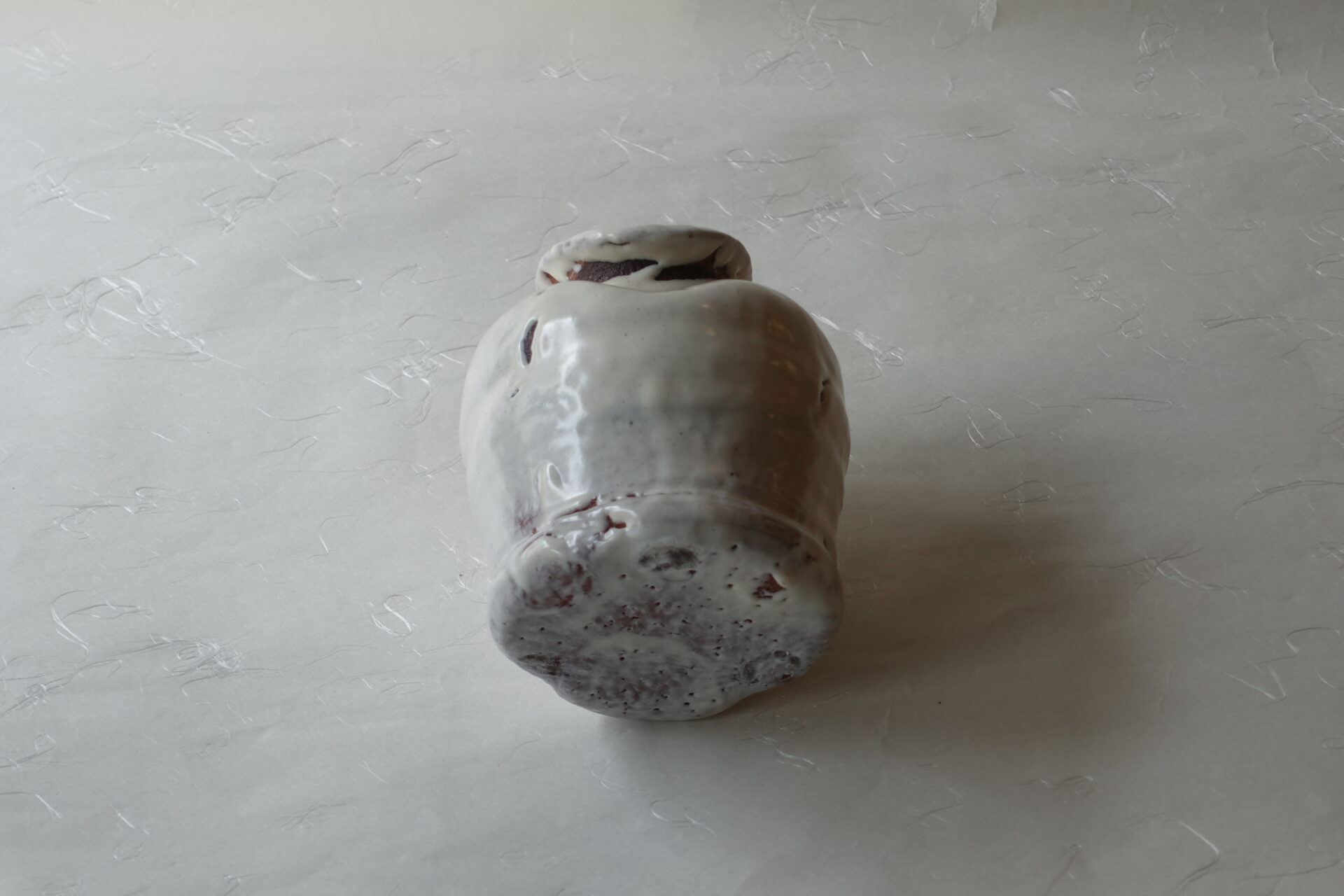 茶道 茶の湯 茶道具 萩焼 原節夫 掛け花入れ すいはつ 小ぶり うずくまる 大胆 力強い 大ぶり 丸み ろくろ目 艶深い ぽってり 荒々しい 花を引き立ててくれる 花が活けやすい 季節 侘び茶 寂び 美濃焼 鉄瓶 陶器 漆 漆器 有田焼 金継ぎ 焼き物 食器 陶磁器 伝統工芸品 茶碗 工芸品 九谷焼 南部鉄器 陶芸 陶器市 岐阜 焼き物 磁器 瀬戸物 岐阜県 岐阜市 美殿町６−番地 小林漆陶 漆塗り器 織部焼 小林漆器 箸 金継ぎ お香 食器 茶道具 陶器 美濃焼専門店 お皿 ceramics ih pottery うつわ うつわ屋 お皿屋さん お茶 お茶碗 お箸 かまど この辺に陶器屋さんってあります とうきいち やきもの ガラス工房 ギフト　ギフトショップ マグカップ モダン焼物 レンジできる陶器 切子 南部鉄器 どこ　岐阜市南部鉄器販売店 南部鉄器購入 岐阜県器屋 土鍋 岐阜小洒落たお皿 お椀が出る店 器 塗り物 漆塗り 陶器屋さん 食器屋さん お椀 ひのき 岐阜城周辺茶道具 販売陶器 販売陶器屋さん 陶器店 漆器店 岐阜有名な器屋さん 岐阜県食器売ってるところ 岐阜駅 陶器工芸品店 徳利 売ってる店 急須販売 扇子 抹茶 掛け軸 修復 日本陶瓷 漆器 木の食器 樺細工 江戸切子 食器 漆の器 漆器 うるし 漆器店 漆塗 漆椀 火鉢 灰 美殿町商店街 美濃焼ショップ 岐阜市 湯呑み お店 付近 美濃焼き専門店 美濃焼販売 花瓶 茶器 オンライン輪島塗 なつめ 店近くのガラス屋さん 近くの陶器屋さん 酒器 ガラス 金継ぎ依頼 岐阜鉄器鉄瓶 取扱店 Japanese 陶器 修理 陶器専門店 陶器小売店 岐阜陶器屋 陶器店 陶磁器 陶磁器専門店 陶芸家 おすすめ お店 岐阜食洗機対応 漆椀 Gifu JapanesetablewareJapanesecrafts Japaneseceramics Japanesepottery Handcrafted TraditionalCrafts Japaneseculture Traditionalart Japaneseteautensils TeaCeremony Japaneselacquerware 棗 お茶道具セット 近くの茶道具店 荒目板 茶道具の扱い方 一閑茶張り 茶道具一式 糸巻棚 裏千家入門セット 薄板 歌花筒 茶道具通販 裏千家 円座 干支扇子 オンラインショップ 茶道具オンライン 茶道稽古セット 表千家茶道具 お抹茶セット 釜 かいし 懐紙 菓子器 懐紙入れ 皆具 官休庵 黒文字 桑小卓 黒茶碗 黒柿 建水 結界 携帯用茶道具 稽古用茶道具 香合 香炉 茶通箱 初心者セット 仕覆 茶道具収納箱 敷板 杓立て すいはつ 数寄屋袋 透木釜 数茶碗 炭斗 水滴 すいはつ 茶道具専門店