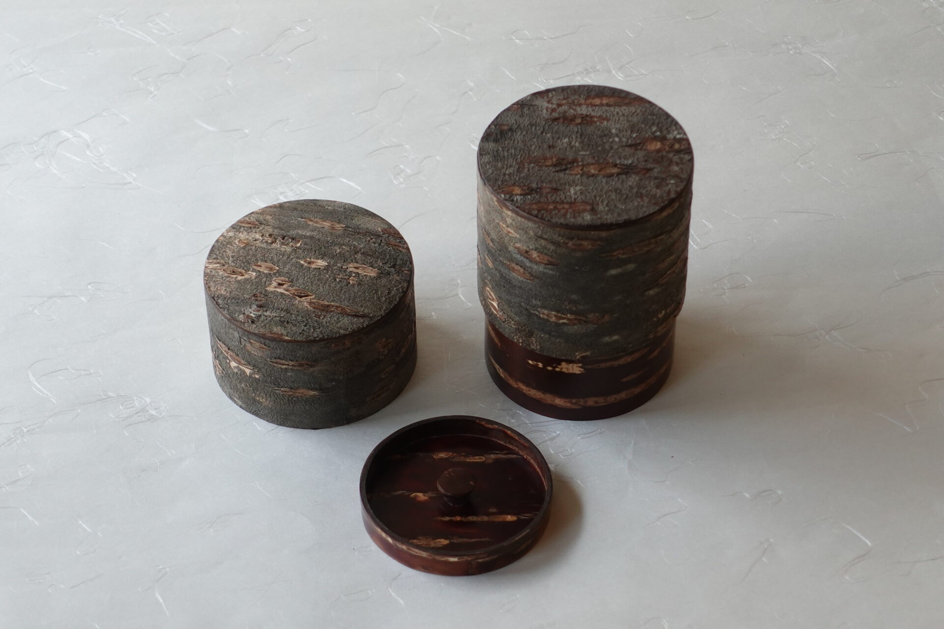 漆器 秋田 角館 桜皮細工 樺細工 木製 茶筒 高度な技術 工芸品 樹皮加工 通気性 透湿性 格調 防湿防乾 伝統工芸品 山桜 チラシ皮 趣き 希少価値 気密性 職人技 抗菌効果 エコ素材 一流品 天然素材 素朴 美しさ 美濃焼 鉄瓶 陶器 漆 漆器 有田焼 金継ぎ 焼き物 食器 陶磁器 伝統工芸品 茶碗 工芸品 九谷焼 南部鉄器 陶芸 陶器市 岐阜 焼き物 磁器 瀬戸物 岐阜県 岐阜市 美殿町６−番地 小林漆陶 漆塗り器 織部焼 小林漆器 箸 金継ぎ お香 食器 茶道具 陶器 美濃焼専門店 お皿 ceramics ih pottery うつわ うつわ屋 お皿屋さん お茶 お茶碗 お箸 かまど この辺に陶器屋さんってあります とうきいち やきもの ガラス工房 ギフト　ギフトショップ マグカップ モダン焼物 レンジできる陶器 切子 南部鉄器 どこ　岐阜市南部鉄器販売店 南部鉄器購入 岐阜県器屋 土鍋 岐阜小洒落たお皿 お椀が出る店 器 塗り物 漆塗り 陶器屋さん 食器屋さん お椀 ひのき 岐阜城周辺茶道具 販売陶器 販売陶器屋さん 陶器店 漆器店 岐阜有名な器屋さん 岐阜県食器売ってるところ 岐阜駅 陶器工芸品店 徳利 売ってる店 急須販売 扇子 抹茶 掛け軸 修復 日本陶瓷 漆器 木の食器 樺細工 江戸切子 食器 漆の器 漆器 うるし 漆器店 漆塗 漆椀 火鉢 灰 美殿町商店街 美濃焼ショップ 岐阜市 湯呑み お店 付近 美濃焼き専門店 美濃焼販売 花瓶 茶器 オンライン輪島塗 なつめ 店近くのガラス屋さん 近くの陶器屋さん 酒器 ガラス 金継ぎ依頼 岐阜鉄器鉄瓶 取扱店 Japanese 陶器 修理 陶器専門店 陶器小売店 岐阜陶器屋 陶器店 陶磁器 陶磁器専門店 陶芸家 おすすめ お店 岐阜食洗機対応 漆椀 Gifu JapanesetablewareJapanesecrafts Japaneseceramics Japanesepottery Handcrafted TraditionalCrafts Japaneseculture Traditionalart Japaneseteautensils TeaCeremony Japaneselacquerware 漆器 漆器の手入れ 漆器の洗い方 木曽漆器 山中漆器 越前漆器 小田原漆器 会津漆器 紀州漆器 アクセサリーケース 食洗機漆器 漆器アート インテリア 石川県漆器 漆器うどん鉢 漆 漆漆器 ウレタン漆器 うなぎ重箱 絵柄 絵付けデザイン 越前漆器オンライン 越前漆器の魅力 お椀 盆 オンラインショップ お弁当箱 大皿 おしゃれ お膳 お箸 菓子器 カップ 香川漆器 菓子皿 漆器小物入れ 高級 コップ 小箱 小皿 讃岐漆器 漆器食洗機 漆器修理 汁椀 酒器 食器 汁椀 食籠 スプーン 漆器専門店 そば椀 茶筒 茶器 近くの漆器店 近くの漆器販売店 茶托漆器 漆器通販