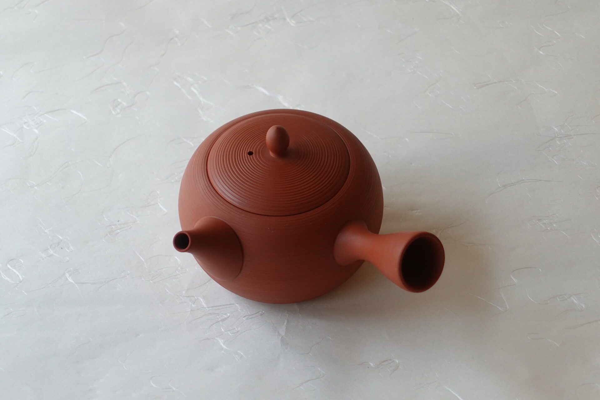 陶器 常滑焼 手づくり 急須 朱泥 まろやか ろくろ挽き 千筋 シンプル 多くの手間 高い技術 洗いやすい 使いやすい 高級仕様 湯切れがよい 液だれしにくい 機能的 使い心地がよい 飽きが来ない 永く使える 美濃焼 鉄瓶 陶器 漆 漆器 有田焼 金継ぎ 焼き物 食器 陶磁器 伝統工芸品 茶碗 工芸品 九谷焼 南部鉄器 陶芸 陶器市 岐阜 焼き物 磁器 瀬戸物 岐阜県 岐阜市 美殿町６−番地 小林漆陶 漆塗り器 織部焼 小林漆器 箸 金継ぎ お香 食器 茶道具 陶器 美濃焼専門店 お皿 ceramics ih pottery うつわ うつわ屋 お皿屋さん お茶 お茶碗 お箸 かまど この辺に陶器屋さんってあります とうきいち やきもの ガラス工房 ギフト　ギフトショップ マグカップ モダン焼物 レンジできる陶器 切子 南部鉄器 どこ　岐阜市南部鉄器販売店 南部鉄器購入 岐阜県器屋 土鍋 岐阜小洒落たお皿 お椀が出る店 器 塗り物 漆塗り 陶器屋さん 食器屋さん お椀 ひのき 岐阜城周辺茶道具 販売陶器 販売陶器屋さん 陶器店 漆器店 岐阜有名な器屋さん 岐阜県食器売ってるところ 岐阜駅 陶器工芸品店 徳利 売ってる店 急須販売 扇子 抹茶 掛け軸 修復 日本陶瓷 漆器 木の食器 樺細工 江戸切子 食器 漆の器 漆器 うるし 漆器店 漆塗 漆椀 火鉢 灰 美殿町商店街 美濃焼ショップ 岐阜市 湯呑み お店 付近 美濃焼き専門店 美濃焼販売 花瓶 茶器 オンライン輪島塗 なつめ 店近くのガラス屋さん 近くの陶器屋さん 酒器 ガラス 金継ぎ依頼 岐阜鉄器鉄瓶 取扱店 Japanese 陶器 修理 陶器専門店 陶器小売店 岐阜陶器屋 陶器店 陶磁器 陶磁器専門店 陶芸家 おすすめ お店 岐阜食洗機対応 漆椀 Gifu JapanesetablewareJapanesecrafts Japaneseceramics Japanesepottery Handcrafted TraditionalCrafts Japaneseculture Traditionalart Japaneseteautensils TeaCeremony Japaneselacquerware インテリア 一輪挿し 入れ物 陶芸 陶芸皿 陶器いろいろ 陶器店 絵皿 絵柄 オンラインショップ 置物 おひつ オーブントースター 置物スタイリッシュ お皿 オブジェ 置物かわいい お皿陶磁器 お椀陶器 陶器欠損補修 花瓶 貫入 傘立て 陶器花 カップ 花 陶磁器 陶器金継ぎ キャニスター 器 急須 京都 金彩 九州 急須 陶芸食器 コーヒーカップ コップ 小物入れ 皿 ごはん鍋 食洗機 修理 食器 修理金継ぎ 陶器販売 瀬戸物 染付 タンブラー 耐熱陶器 茶碗 近くの陶器店 通販 土物 通販 手作り陶器 陶磁器 鍋