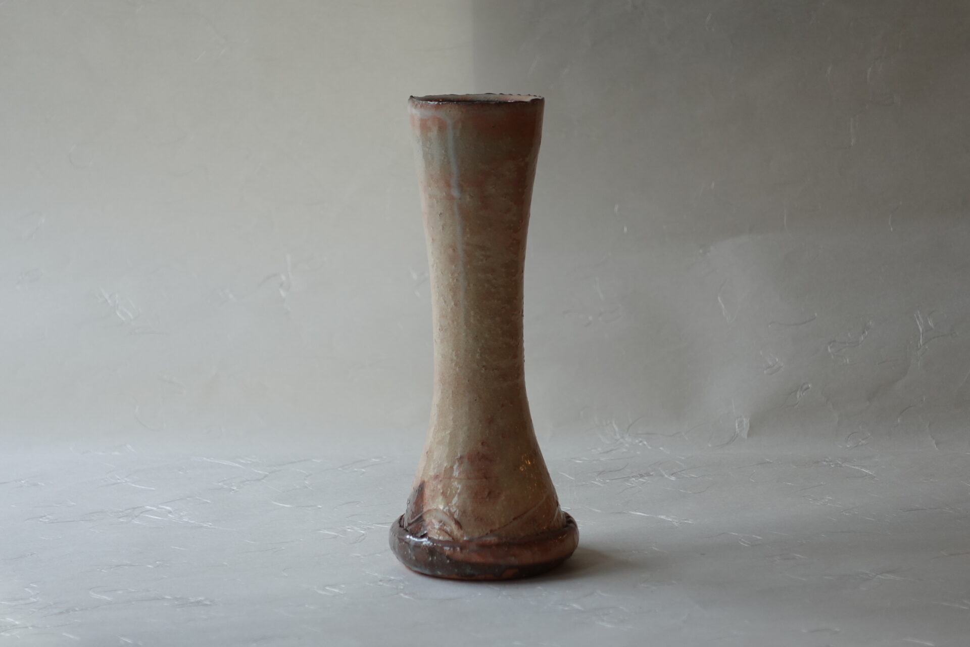 茶道 茶の湯 茶道具 陶器 萩焼 田原陶兵衛窯 花入 ろくろ成形 斑紋 土もの 味わい 杵型 きねがた スタイリッシュ 茶花 花器 花が活けやすい 安定性 スマート 飽きが来ない 美濃焼 鉄瓶 陶器 漆 漆器 有田焼 金継ぎ 焼き物 食器 陶磁器 伝統工芸品 茶碗 工芸品 九谷焼 南部鉄器 陶芸 陶器市 岐阜 焼き物 磁器 瀬戸物 岐阜県 岐阜市 美殿町６−番地 小林漆陶 漆塗り器 織部焼 小林漆器 箸 金継ぎ お香 食器 茶道具 陶器 美濃焼専門店 お皿 ceramics ih pottery うつわ うつわ屋 お皿屋さん お茶 お茶碗 お箸 かまど この辺に陶器屋さんってあります とうきいち やきもの ガラス工房 ギフト　ギフトショップ マグカップ モダン焼物 レンジできる陶器 切子 南部鉄器 どこ　岐阜市南部鉄器販売店 南部鉄器購入 岐阜県器屋 土鍋 岐阜小洒落たお皿 お椀が出る店 器 塗り物 漆塗り 陶器屋さん 食器屋さん お椀 ひのき 岐阜城周辺茶道具 販売陶器 販売陶器屋さん 陶器店 漆器店 岐阜有名な器屋さん 岐阜県食器売ってるところ 岐阜駅 陶器工芸品店 徳利 売ってる店 急須販売 扇子 抹茶 掛け軸 修復 日本陶瓷 漆器 木の食器 樺細工 江戸切子 食器 漆の器 漆器 うるし 漆器店 漆塗 漆椀 火鉢 灰 美殿町商店街 美濃焼ショップ 岐阜市 湯呑み お店 付近 美濃焼き専門店 美濃焼販売 花瓶 茶器 オンライン輪島塗 なつめ 店近くのガラス屋さん 近くの陶器屋さん 酒器 ガラス 金継ぎ依頼 岐阜鉄器鉄瓶 取扱店 Japanese 陶器 修理 陶器専門店 陶器小売店 岐阜陶器屋 陶器店 陶磁器 陶磁器専門店 陶芸家 おすすめ お店 岐阜食洗機対応 漆椀 Gifu JapanesetablewareJapanesecrafts Japaneseceramics Japanesepottery Handcrafted TraditionalCrafts Japaneseculture Traditionalart Japaneseteautensils TeaCeremony Japaneselacquerware 棗 お茶道具セット 近くの茶道具店 荒目板 茶道具の扱い方 一閑茶張り 茶道具一式 糸巻棚 裏千家入門セット 薄板 歌花筒 茶道具通販 裏千家 円座 干支扇子 オンラインショップ 茶道具オンライン 茶道稽古セット 表千家茶道具 お抹茶セット 釜 かいし 懐紙 菓子器 懐紙入れ 皆具 官休庵 黒文字 桑小卓 黒茶碗 黒柿 建水 結界 携帯用茶道具 稽古用茶道具 香合 香炉 茶通箱 初心者セット 仕覆 茶道具収納箱 敷板 杓立て すいはつ 数寄屋袋 透木釜 数茶碗 炭斗 水滴 すいはつ 茶道具専門店