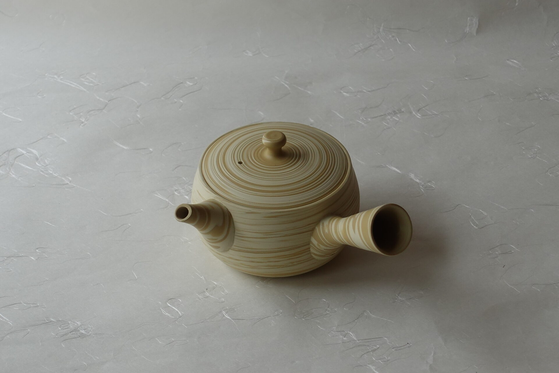 陶器 常滑焼 手づくり 急須 白泥 練込み ろくろ挽き 洗いやすい 安定 使いやすい 高級仕様 湯切れがいい 職人 高い技術 多くの手間 機能的 実用性 美濃焼 鉄瓶 陶器 漆 漆器 有田焼 金継ぎ 焼き物 食器 陶磁器 伝統工芸品 茶碗 工芸品 九谷焼 南部鉄器 陶芸 陶器市 岐阜 焼き物 磁器 瀬戸物 岐阜県 岐阜市 美殿町６−番地 小林漆陶 漆塗り器 織部焼 小林漆器 箸 金継ぎ お香 食器 茶道具 陶器 美濃焼専門店 お皿 ceramics ih pottery うつわ うつわ屋 お皿屋さん お茶 お茶碗 お箸 かまど この辺に陶器屋さんってあります とうきいち やきもの ガラス工房 ギフト　ギフトショップ マグカップ モダン焼物 レンジできる陶器 切子 南部鉄器 どこ　岐阜市南部鉄器販売店 南部鉄器購入 岐阜県器屋 土鍋 岐阜小洒落たお皿 お椀が出る店 器 塗り物 漆塗り 陶器屋さん 食器屋さん お椀 ひのき 岐阜城周辺茶道具 販売陶器 販売陶器屋さん 陶器店 漆器店 岐阜有名な器屋さん 岐阜県食器売ってるところ 岐阜駅 陶器工芸品店 徳利 売ってる店 急須販売 扇子 抹茶 掛け軸 修復 日本陶瓷 漆器 木の食器 樺細工 江戸切子 食器 漆の器 漆器 うるし 漆器店 漆塗 漆椀 火鉢 灰 美殿町商店街 美濃焼ショップ 岐阜市 湯呑み お店 付近 美濃焼き専門店 美濃焼販売 花瓶 茶器 オンライン輪島塗 なつめ 店近くのガラス屋さん 近くの陶器屋さん 酒器 ガラス 金継ぎ依頼 岐阜鉄器鉄瓶 取扱店 Japanese 陶器 修理 陶器専門店 陶器小売店 岐阜陶器屋 陶器店 陶磁器 陶磁器専門店 陶芸家 おすすめ お店 岐阜食洗機対応 漆椀 Gifu JapanesetablewareJapanesecrafts Japaneseceramics Japanesepottery Handcrafted TraditionalCrafts Japaneseculture Traditionalart Japaneseteautensils TeaCeremony Japaneselacquerware インテリア 一輪挿し 入れ物 陶芸 陶芸皿 陶器いろいろ 陶器店 絵皿 絵柄 オンラインショップ 置物 おひつ オーブントースター 置物スタイリッシュ お皿 オブジェ 置物かわいい お皿陶磁器 お椀陶器 陶器欠損補修 花瓶 貫入 傘立て 陶器花 カップ 花 陶磁器 陶器金継ぎ キャニスター 器 急須 京都 金彩 九州 急須 陶芸食器 コーヒーカップ コップ 小物入れ 皿 ごはん鍋 食洗機 修理 食器 修理金継ぎ 陶器販売 瀬戸物 染付 タンブラー 耐熱陶器 茶碗 近くの陶器店 通販 土物 通販 手作り陶器 陶磁器 鍋